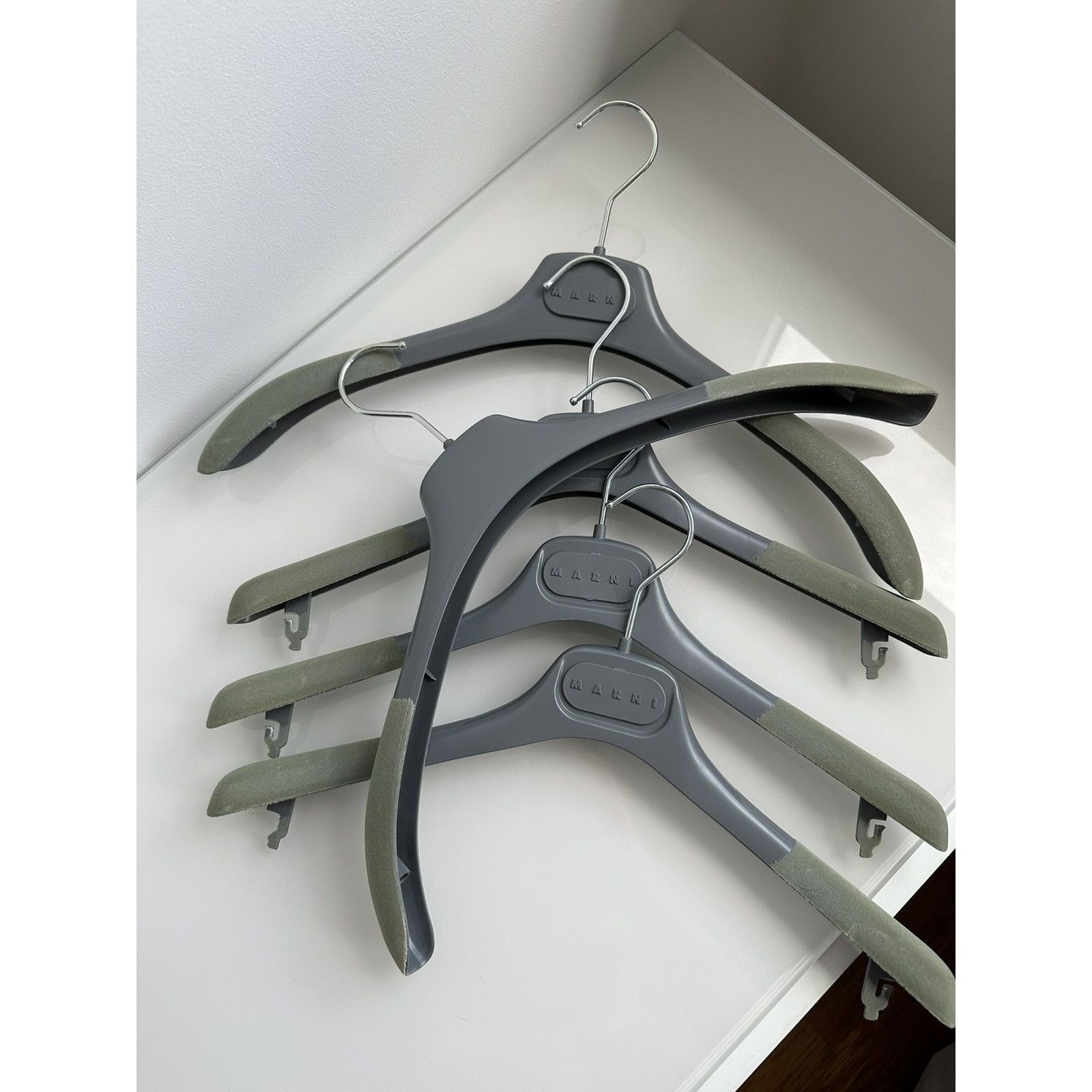 Marni Marni premium made in italy velour grey hangers Size ONE SIZE - 7 Thumbnail