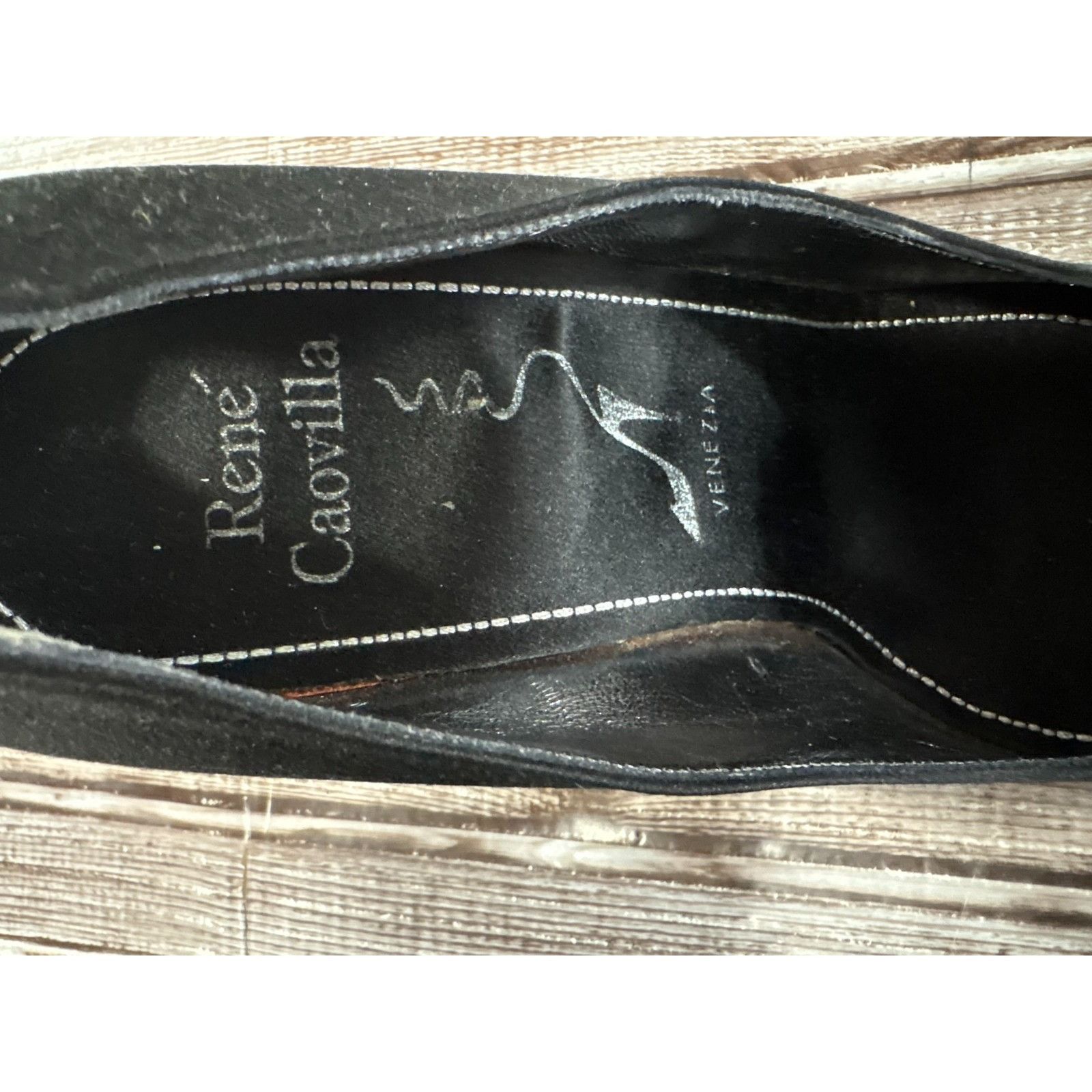 Rene Caovilla Rene Caovilla Satin crystal applique Heels shoes size 10 col Size US 10 / IT 40 - 9 Thumbnail