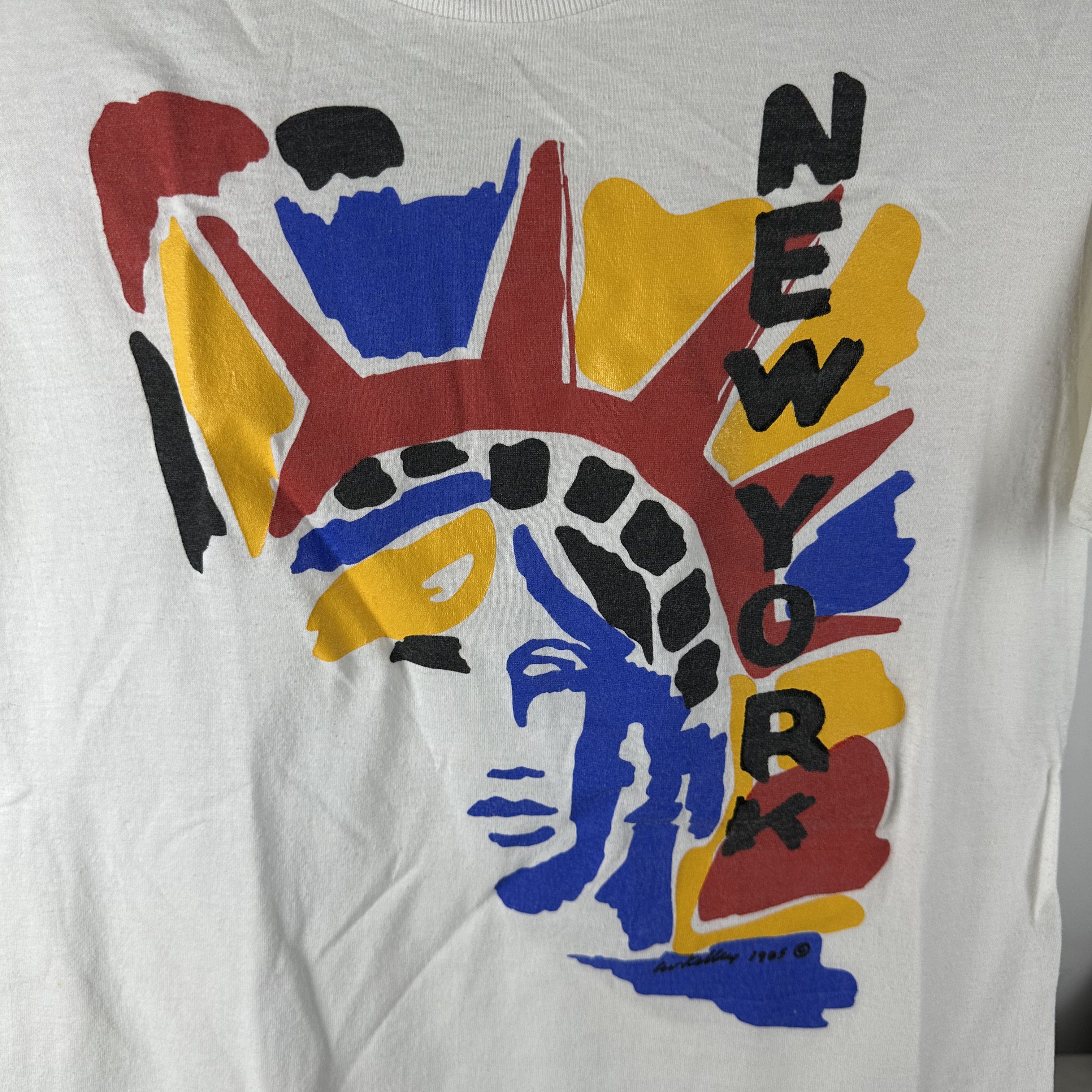 Vintage Vintage 1983 New York Liberty Artwork Single Stitch T-shirt Size US XS / EU 42 / 0 - 2 Thumbnail