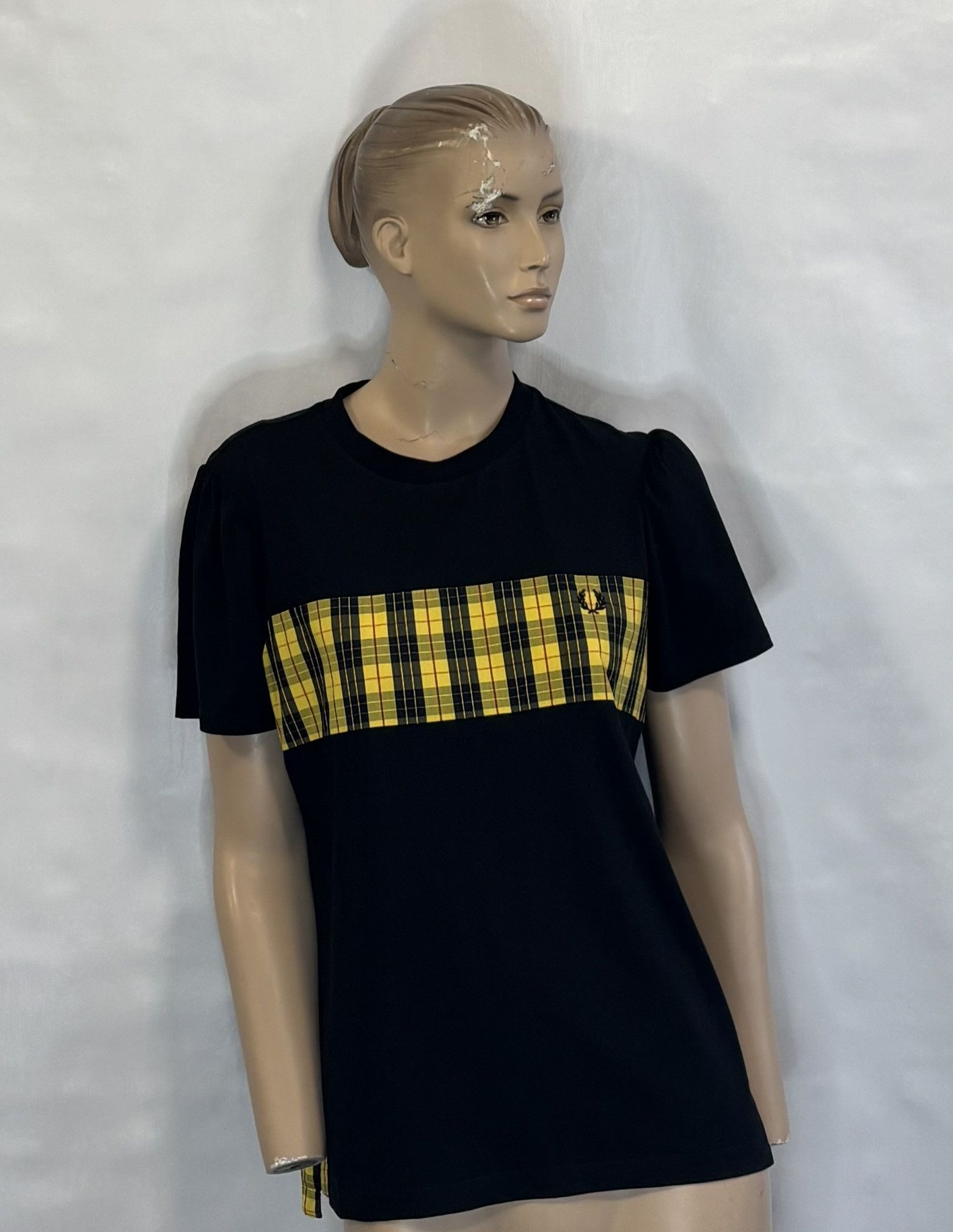 Fred Perry Fred Perry Black Yellow Check T-Shirt size 42 Size M / US 6-8 / IT 42-44 - 1 Thumbnail