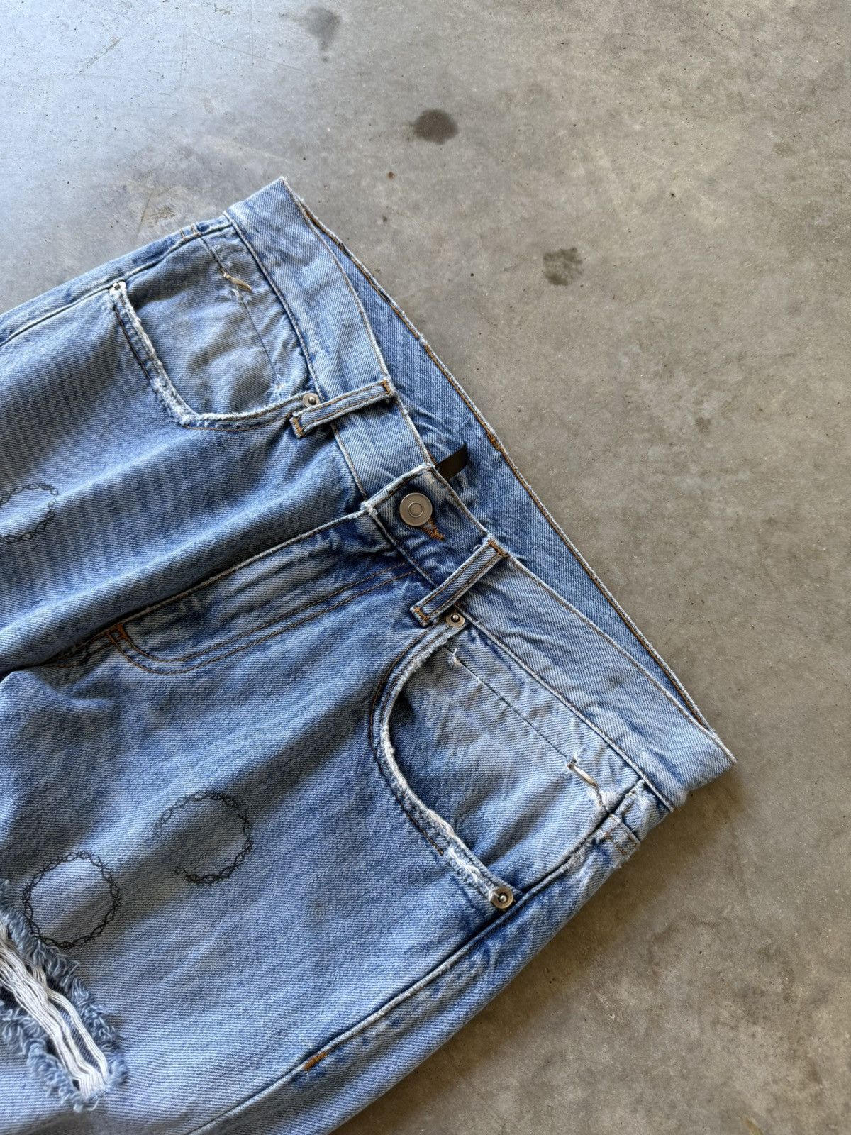1017 ALYX 9SM 1017 Alyx 9SM Thorn Slashed Denim SS19 Size US 30 / EU 46 - 7 Thumbnail