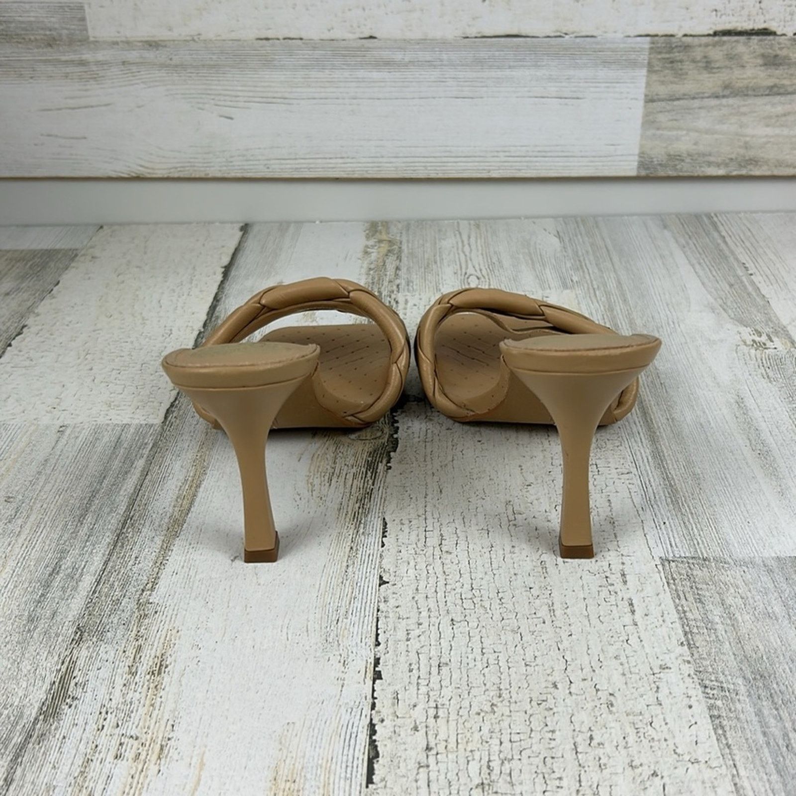 Vince Camuto Vince Camuto Brelanie womens 7 1/2M braided leather sandal Size US 7.5 / IT 37.5 - 5 Thumbnail