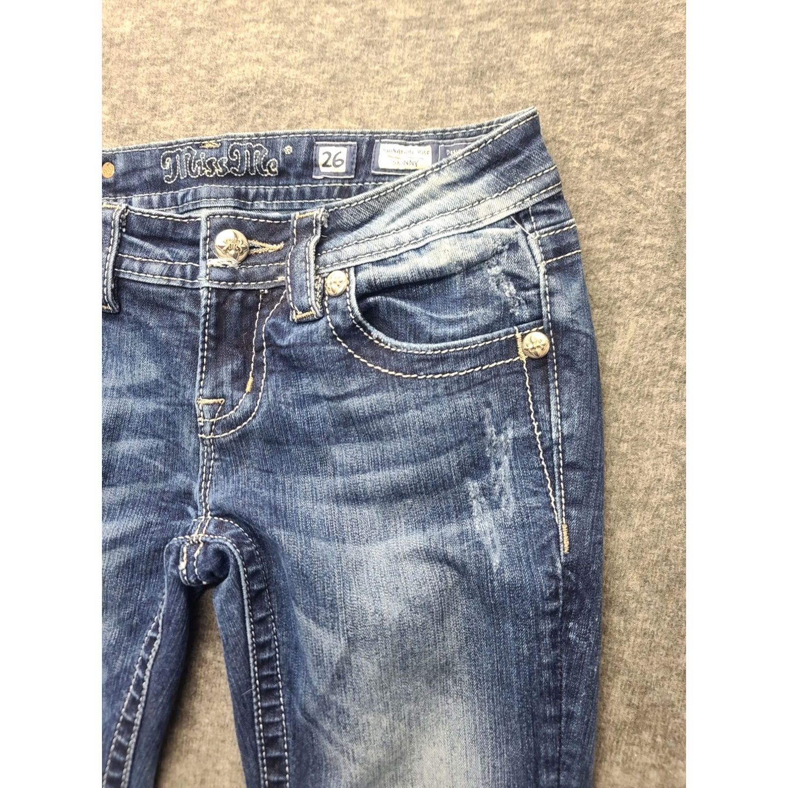 Miss Me Miss Me Jeans 26x31 Skinny Fit Ankle Signature Rise Distressed Stretch Starburst Denim Jeans Women 5-Pocket Blue HS? No, remove. Size 26" / US 2 / IT 38 - 7 Thumbnail