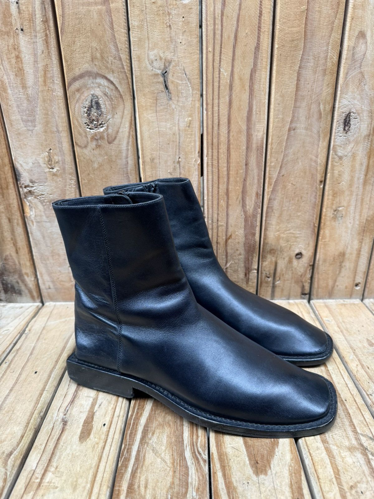 Balenciaga Balenciaga BB Back Rim Women’s black leather boots EUR 35 Size US 5 / IT 35 - 4 Thumbnail