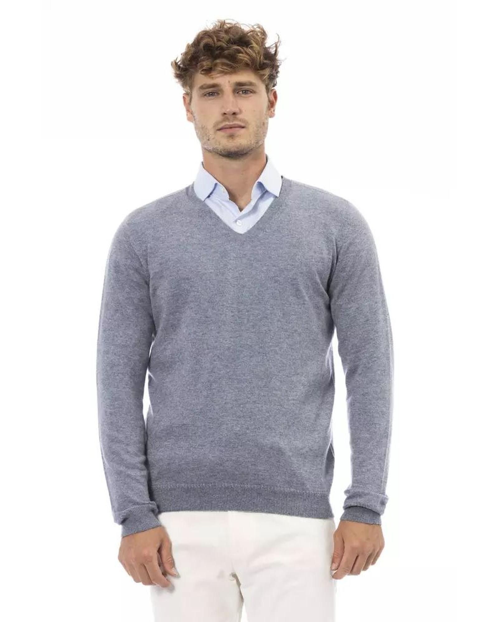 Image of Alpha Studio V-Neck Viscose Sweater With Long Sleeves in Light Blue, Men's (Size 2XL)