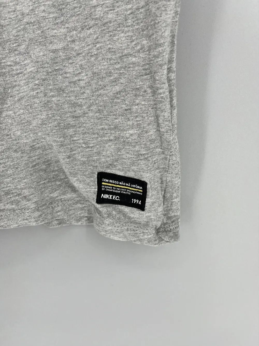 Nike Vintage 90s Nike F.C. Swoosh Logo Tee Travis Scott Style Size US L / EU 52-54 / 3 - 9 Thumbnail