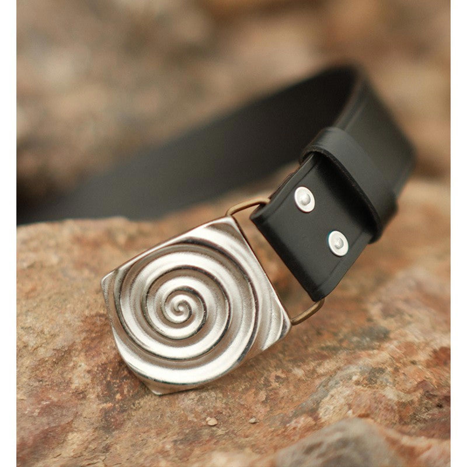 Leather Retro Leather Belt – Pressed Veg-Tan, Spiral Buckle Size ONE SIZE - 2 Thumbnail