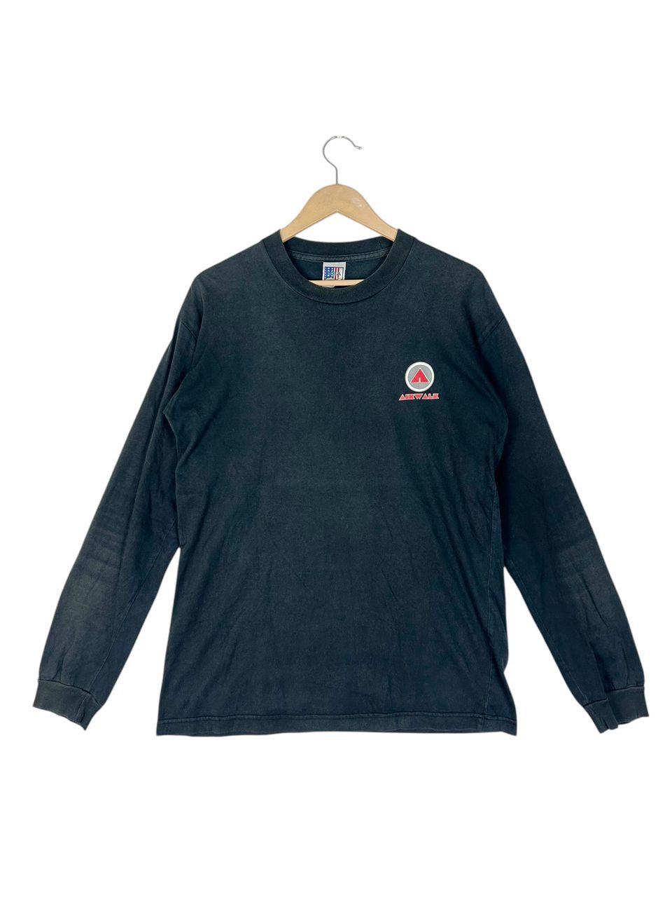 Airwalk Vintage 90s Airwalk Long Sleeve Graphic T-Shirt Size US M / EU 48-50 / 2 - 2 Thumbnail