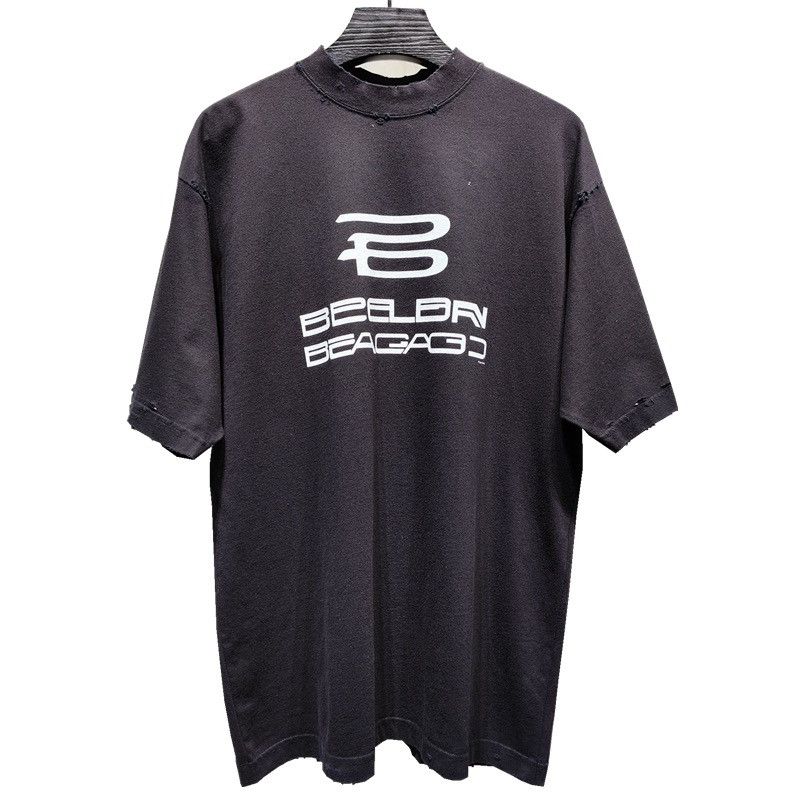 Balenciaga Balenciaga AI Generated Tee Size US M / EU 48-50 / 2 - 1 Thumbnail