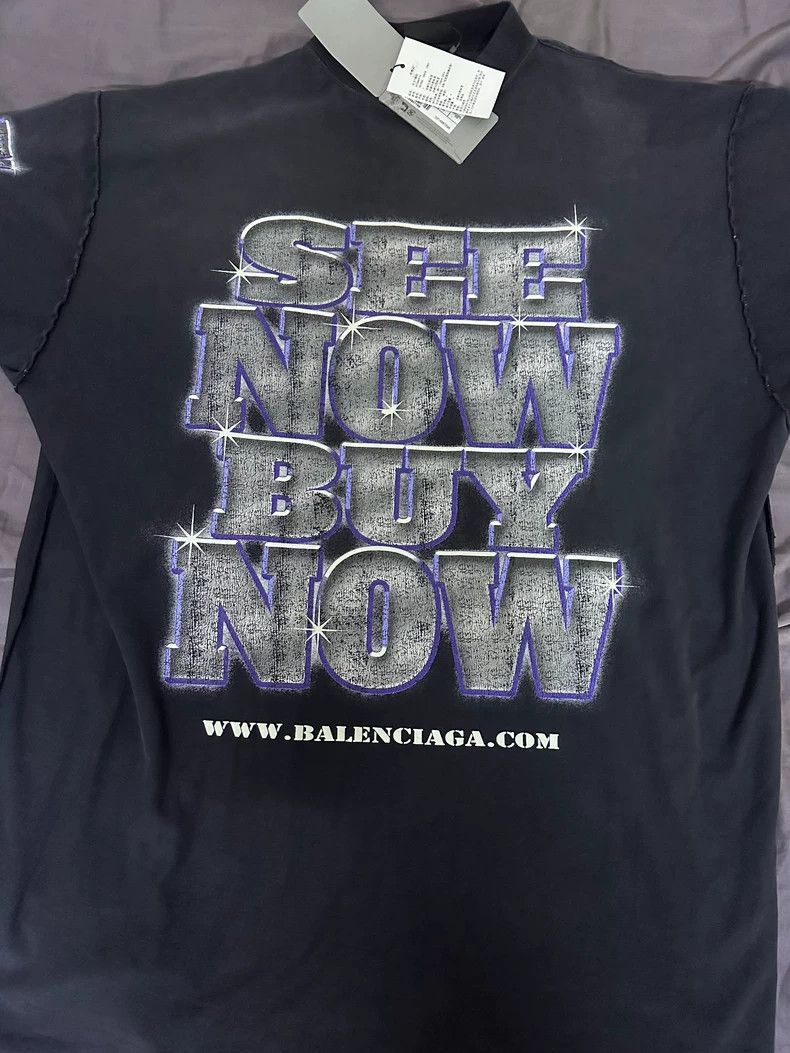 Balenciaga Balenciaga size 1 Diamond Short Sleeve Size US S / EU 44-46 / 1 - 1 Thumbnail