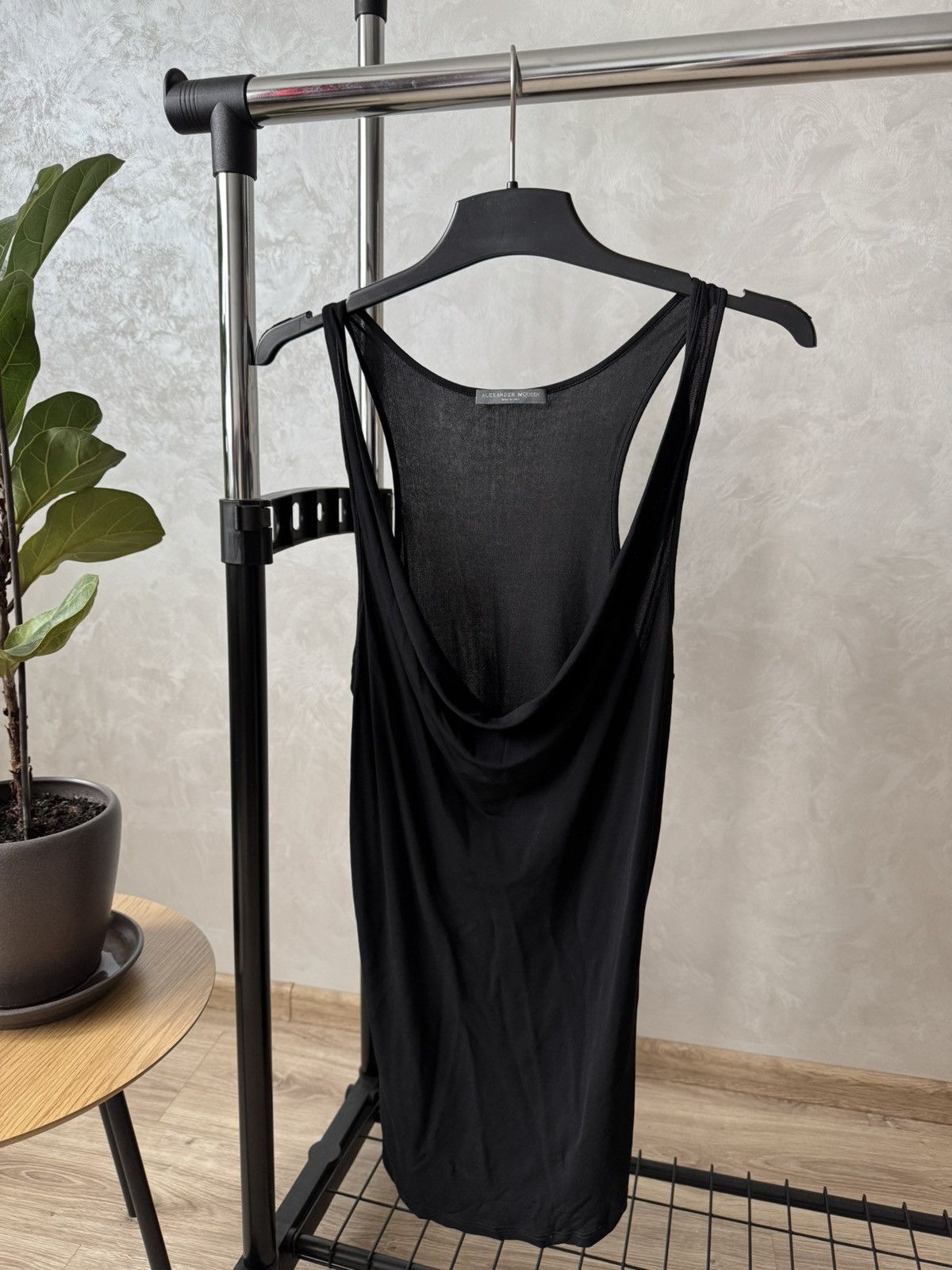 Alexander McQueen Alexander McQueen Black Viscose Tank Top Blouse Size M / US 6-8 / IT 42-44 - 1 Thumbnail