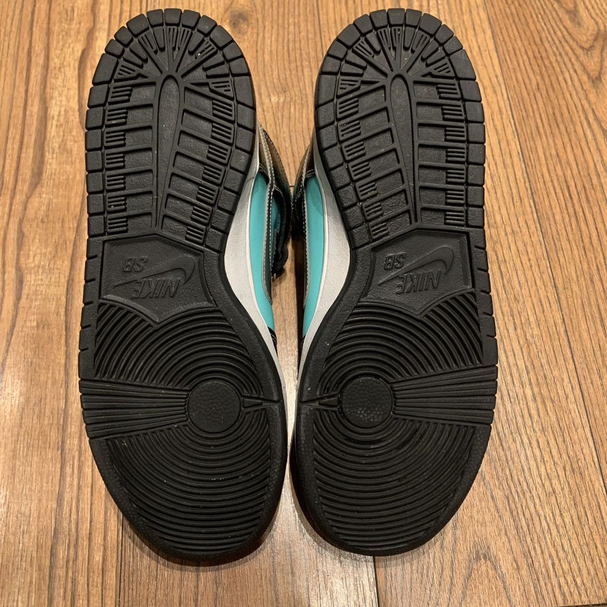 Nike Tiffany and co x Nike Tiffany dunk highs Size US 11 / EU 44 - 6 Thumbnail
