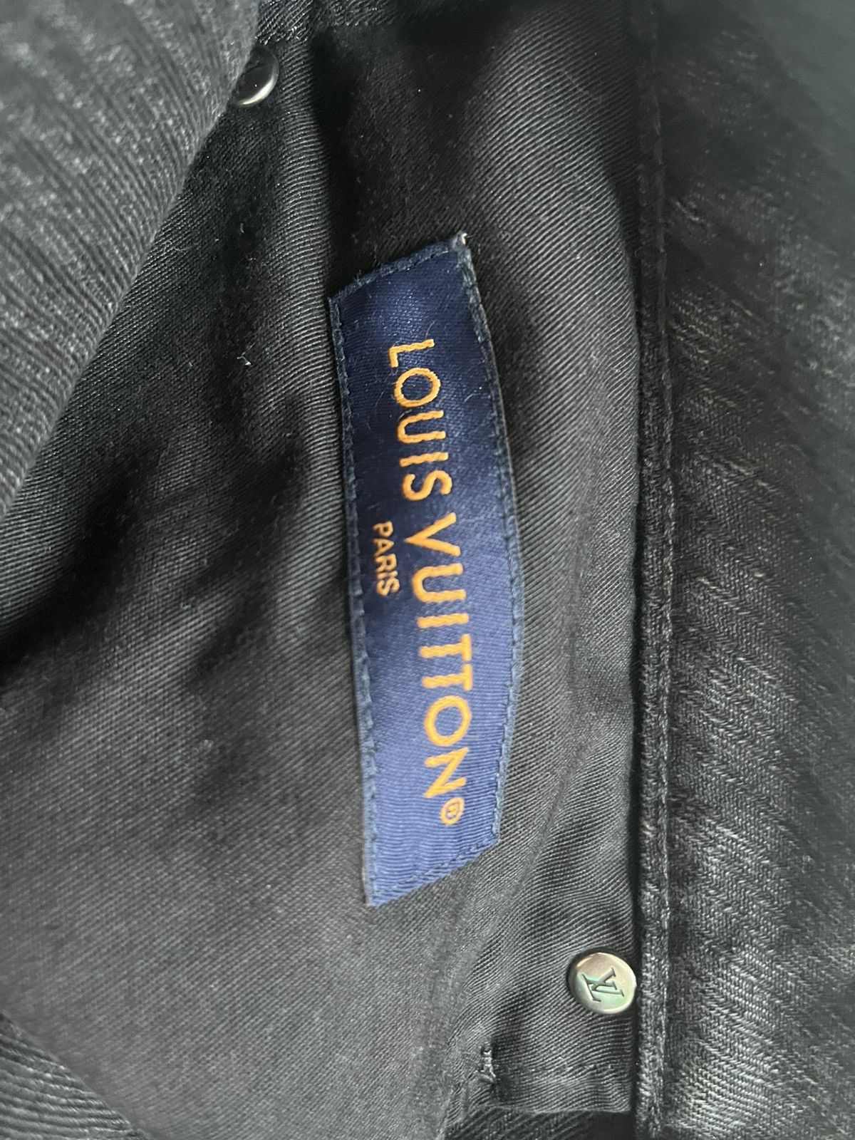 Louis Vuitton Louie Vuitton black gradient logo denim pants Size US 34 / EU 50 - 6 Thumbnail