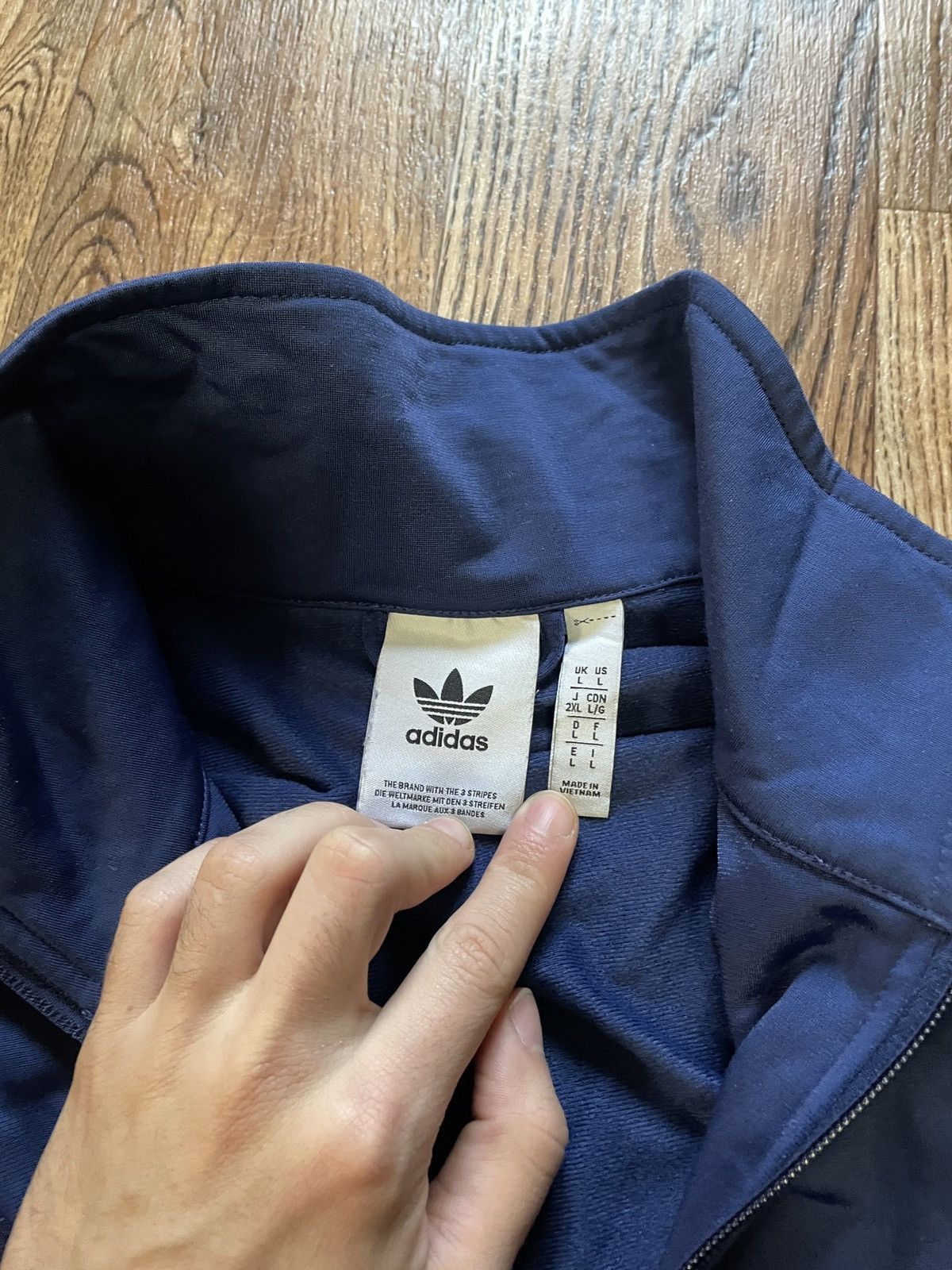 Adidas Vintage Rare Y2K Adidas Track Jacket Wales Bones Style Size US L / EU 52-54 / 3 - 6 Thumbnail