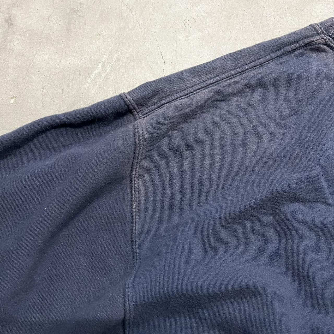 Vintage Vintage Y2K Navy Blue Blank Sweatshirt with redish stains! Size US L / EU 52-54 / 3 - 4 Thumbnail