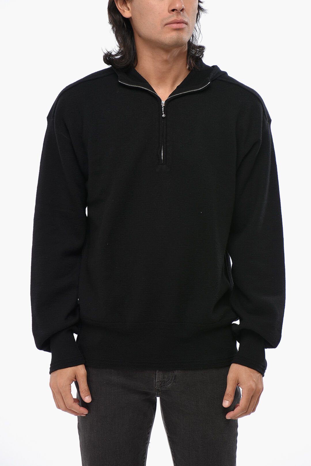 Burberry og1mm1125 Solid Color Wool Sweater in Black Size US L / EU 52-54 / 3 - 1 Thumbnail