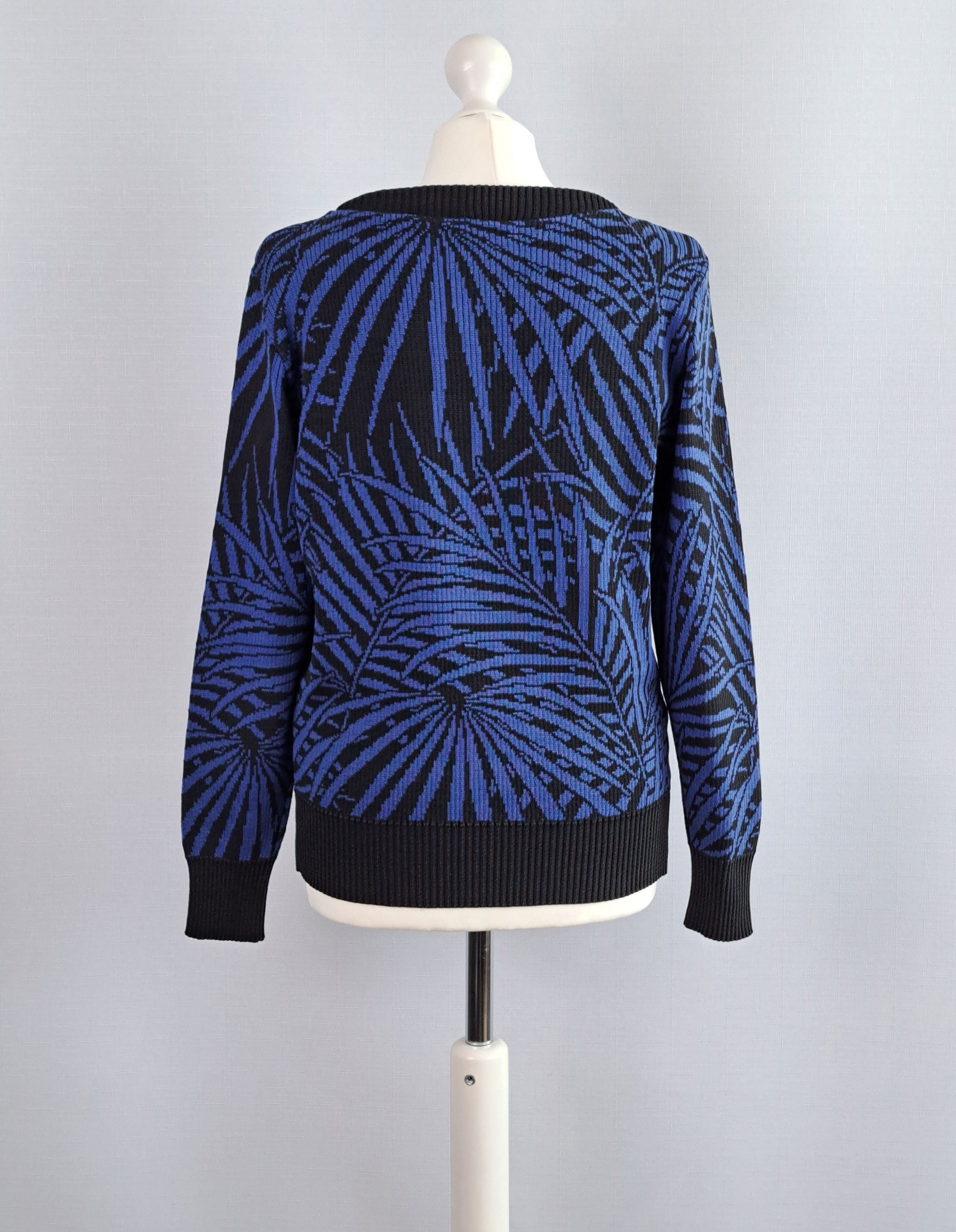 Saint Laurent Paris × Vintage × Yves Saint Laurent YSL Saint Laurent Rive Gauche vintage 1960s sweater. Size 38 Size M / US 6-8 / IT 42-44 - 3 Thumbnail