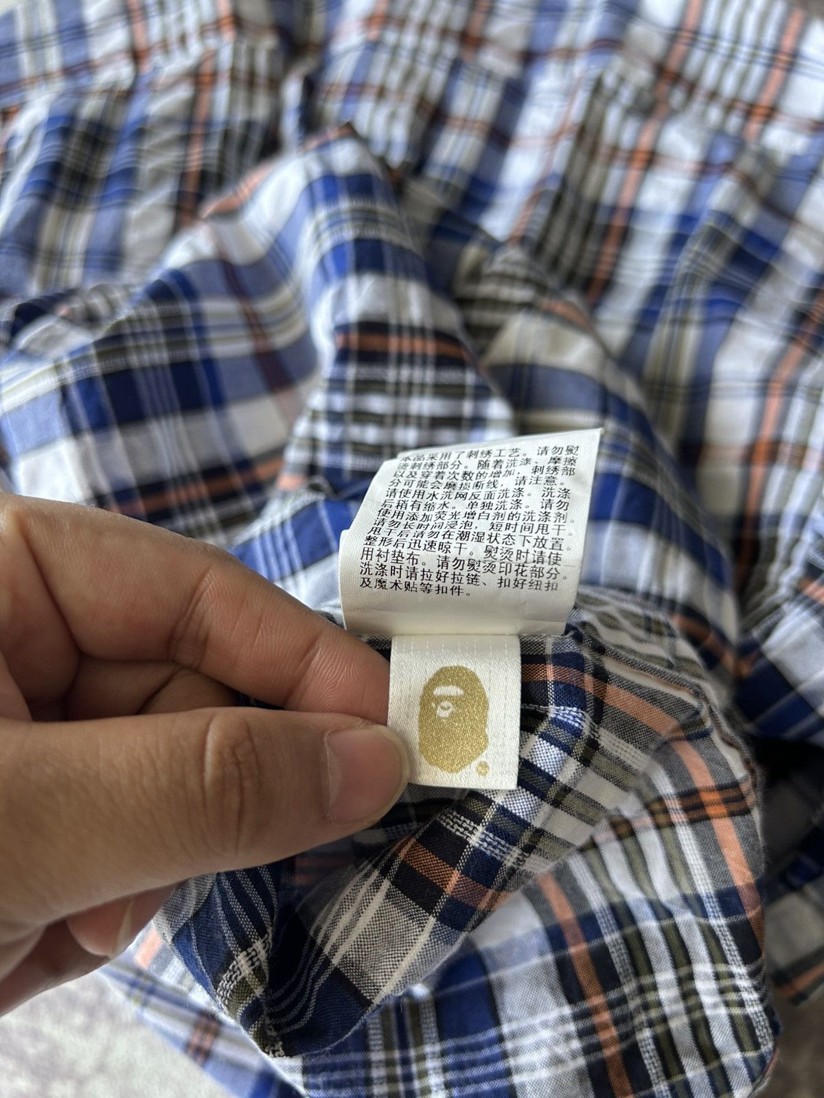 Bape Bape Iconic Logo Button Up Size US S / EU 44-46 / 1 - 13 Thumbnail