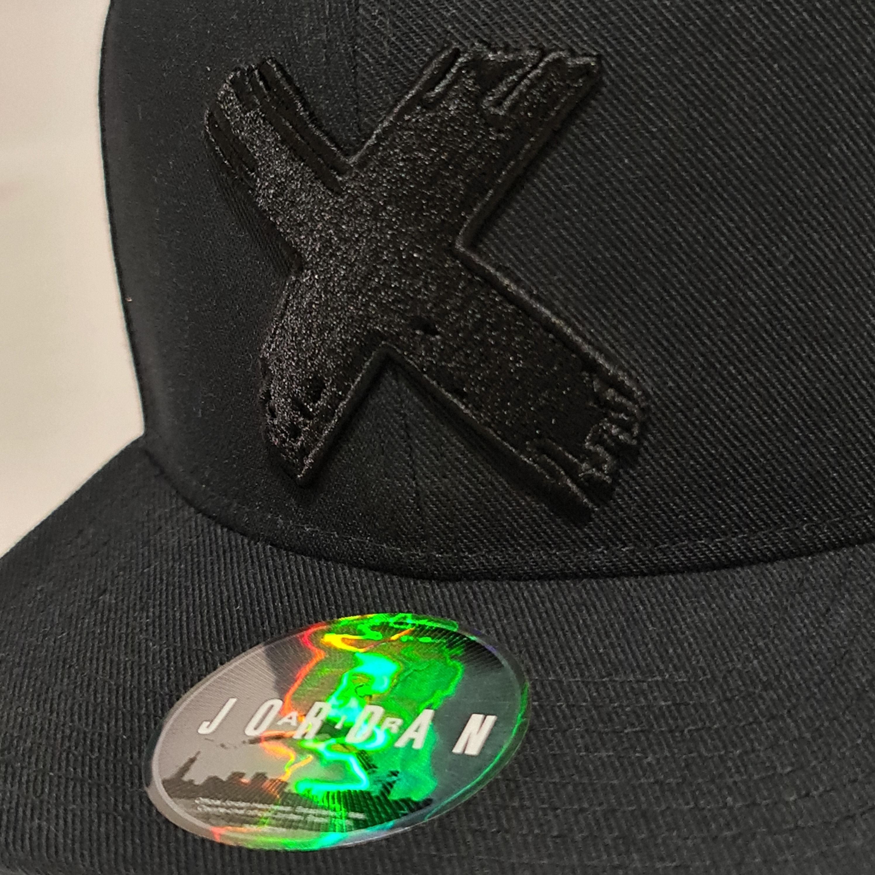 Jordan Brand Jordan Cap Snapback 'Banned' Triple Black Size ONE SIZE - 6 Thumbnail