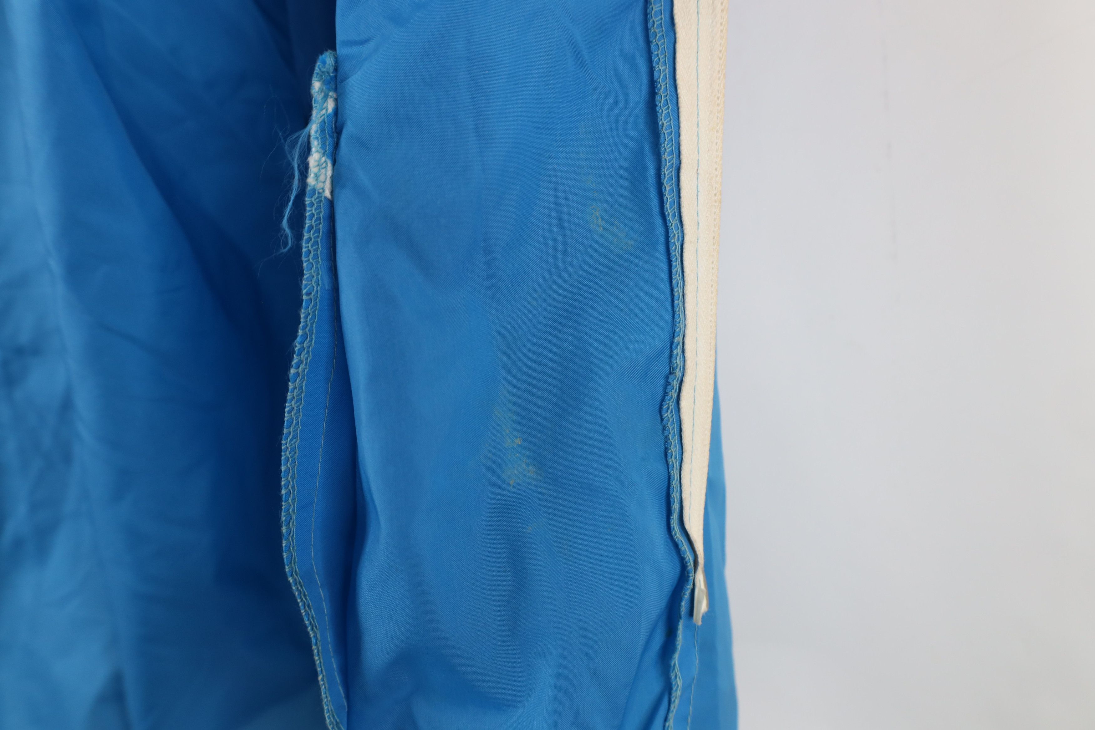 Vintage Vintage 70s Streetwear Full Zip Windbreaker Jacket Blue Size US L / EU 52-54 / 3 - 11 Thumbnail