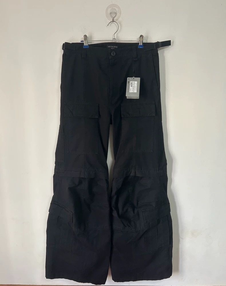 Balenciaga Balenciaga Flared Cargo Pants Size XS-dmc Size US 26 / EU 42 - 1 Thumbnail