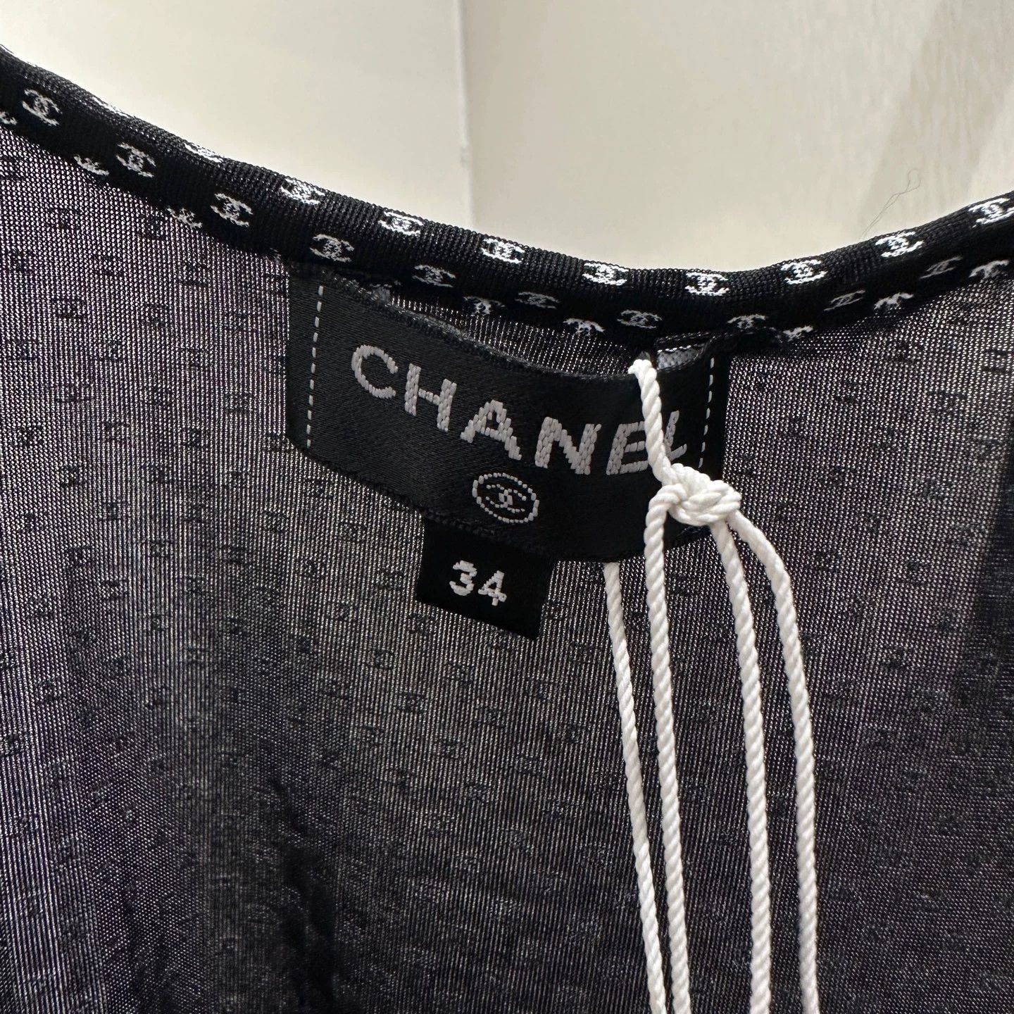 Chanel Chanel 24B may216 Polka Dot All Over Logo Ruffle Collar LS 34 Size XS / US 0-2 / IT 36-38 - 3 Thumbnail