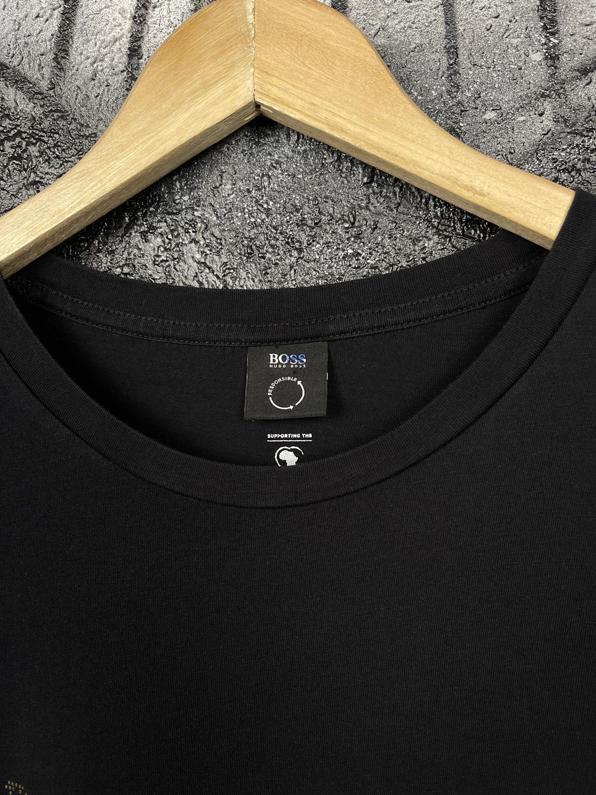 Hugo Boss Hugo Boss Print Logo Black T-Shirt Men’s Size L Size US L / EU 52-54 / 3 - 6 Thumbnail