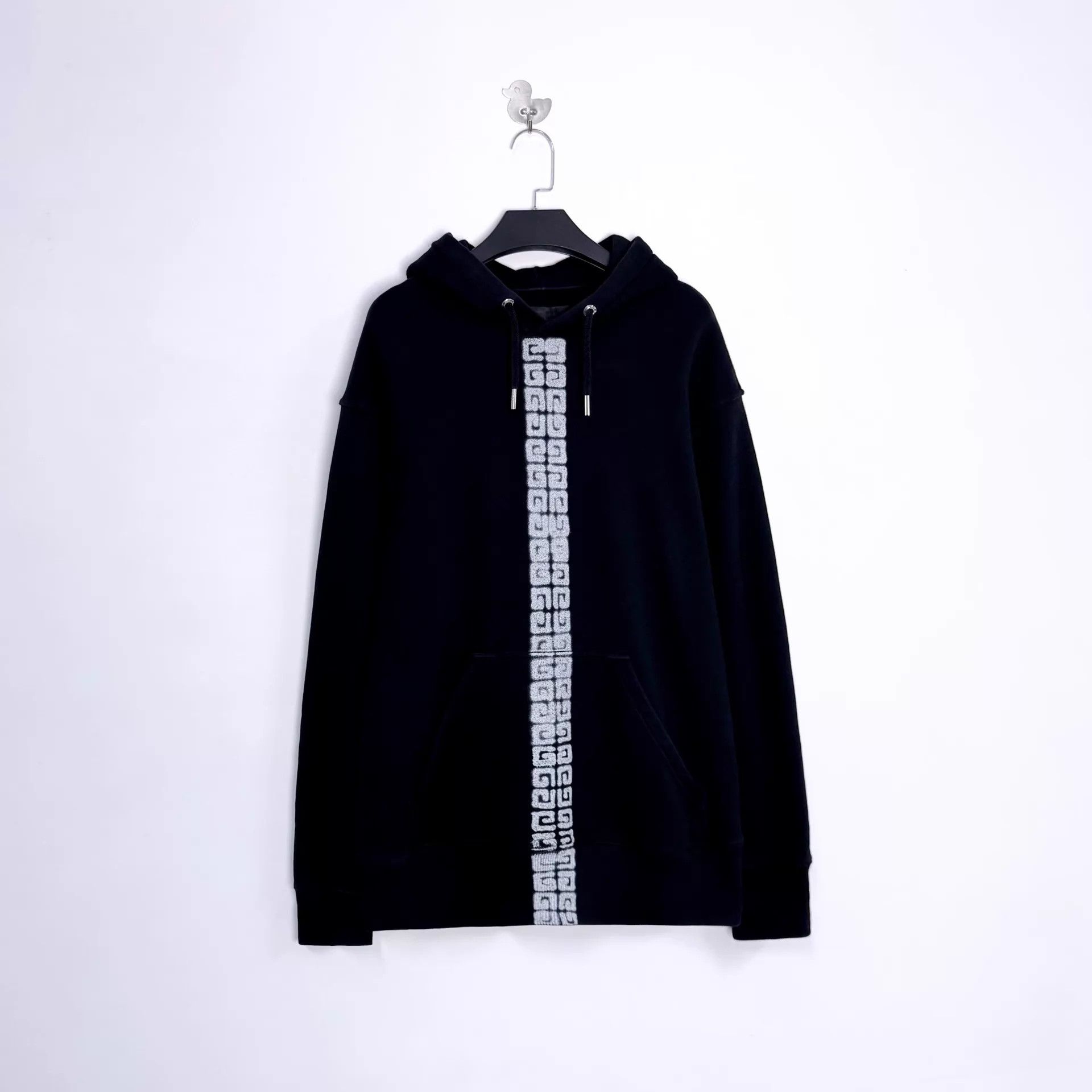 Givenchy Givenchy x Chito Washed Black 4G Hoodie M 99 New Size US M / EU 48-50 / 2 - 1 Thumbnail