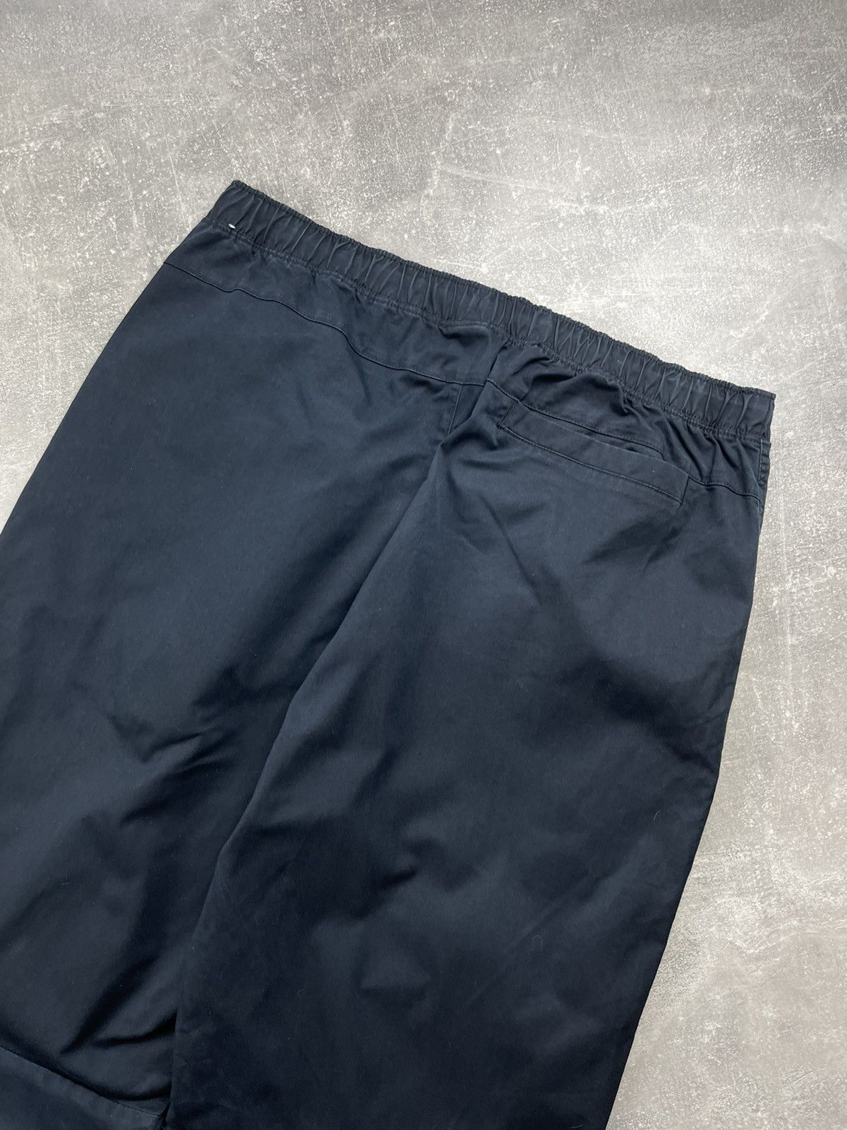 Nike × Vintage Nike Sportswear Pants L Black Cropped Fit VTG Style Size US 32 / EU 48 - 7 Thumbnail