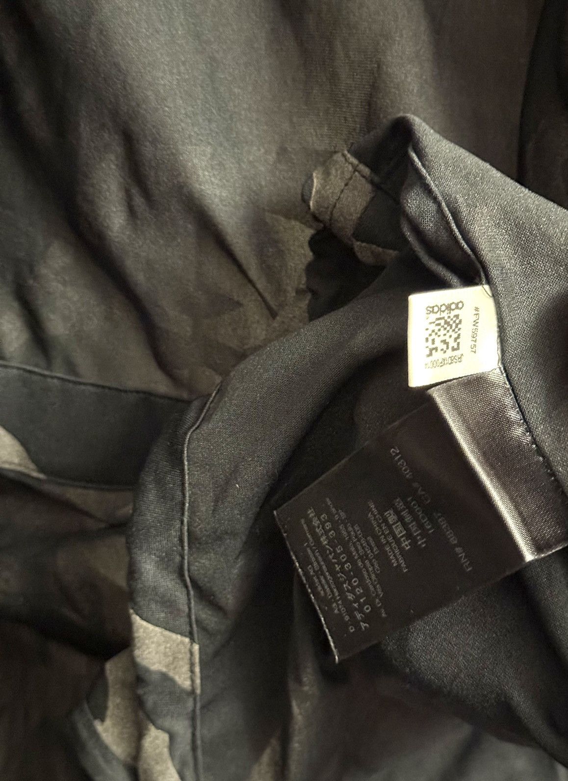 Y-3 × Yohji Yamamoto Yohji Yamamoto Y-3 reflective parka M men Size US M / EU 48-50 / 2 - 5 Thumbnail