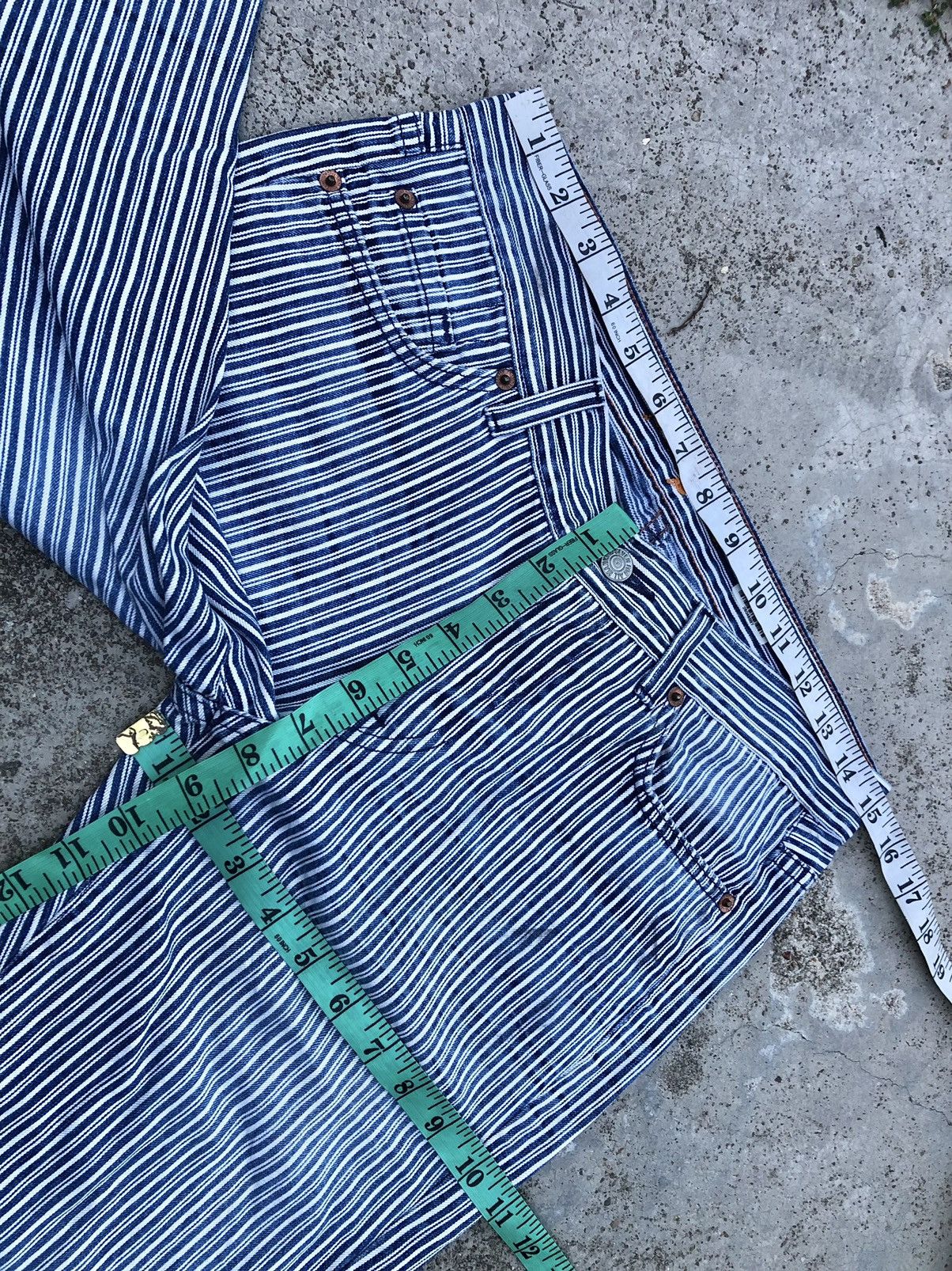 7 For All Mankind FLARED STRIPED DENIM Size 30" / US 8 / IT 44 - 8 Thumbnail