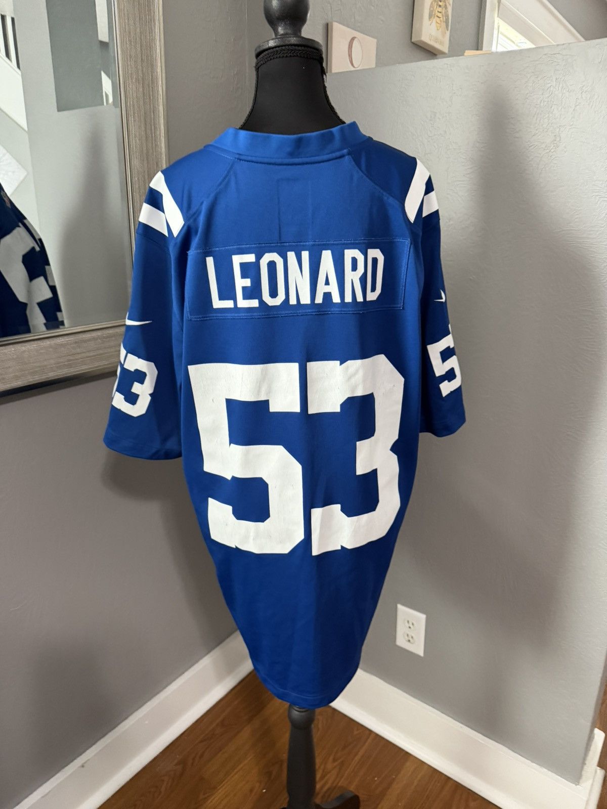Nike Nike NFL Indianapolis Colts Darius Leonard #53 jersey Size US L / EU 52-54 / 3 - 4 Thumbnail