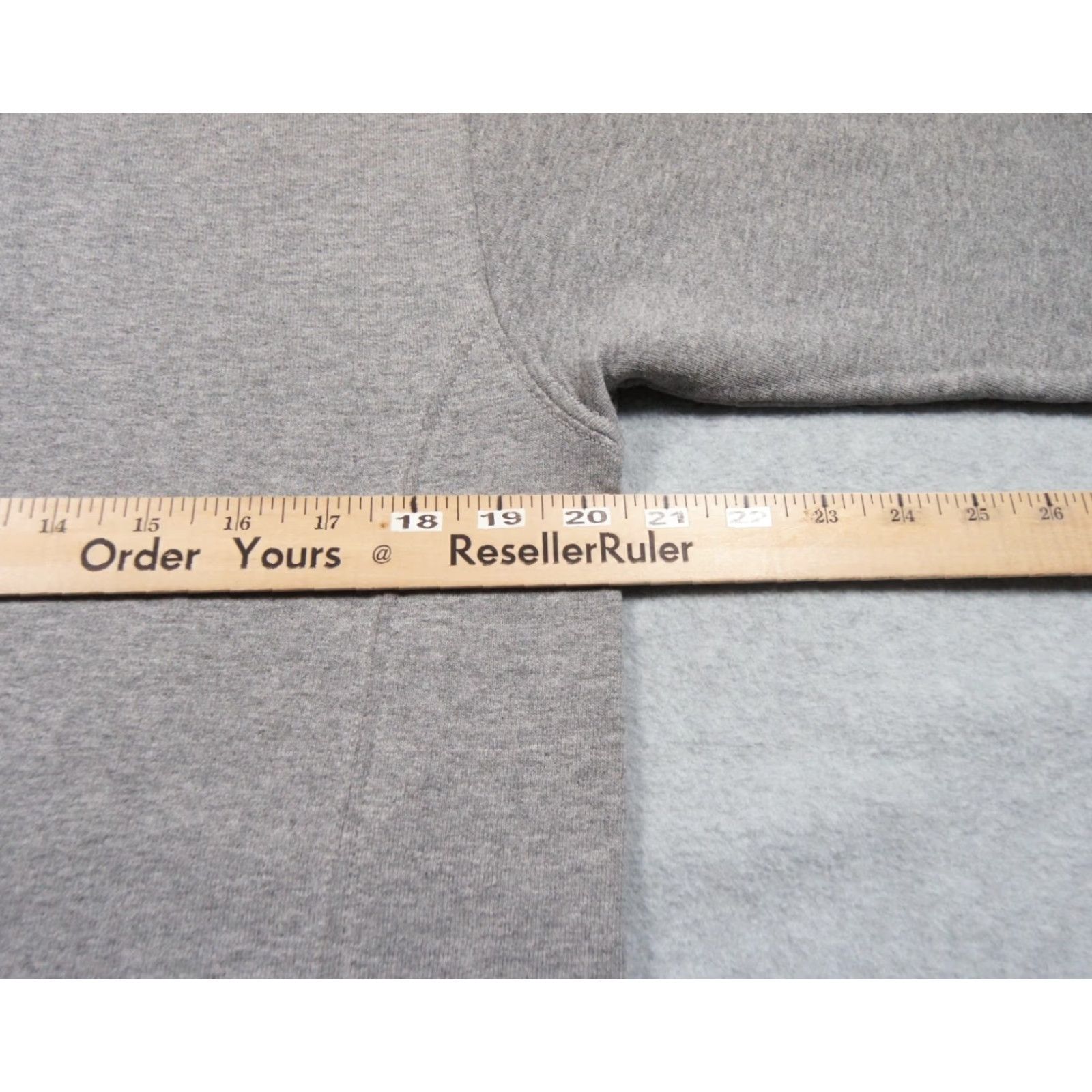 Russell Athletic Russell Athletic Sweatshirt Adult Medium Gray Crewneck Sweater Pullover Mens Size US M / EU 48-50 / 2 - 7 Thumbnail