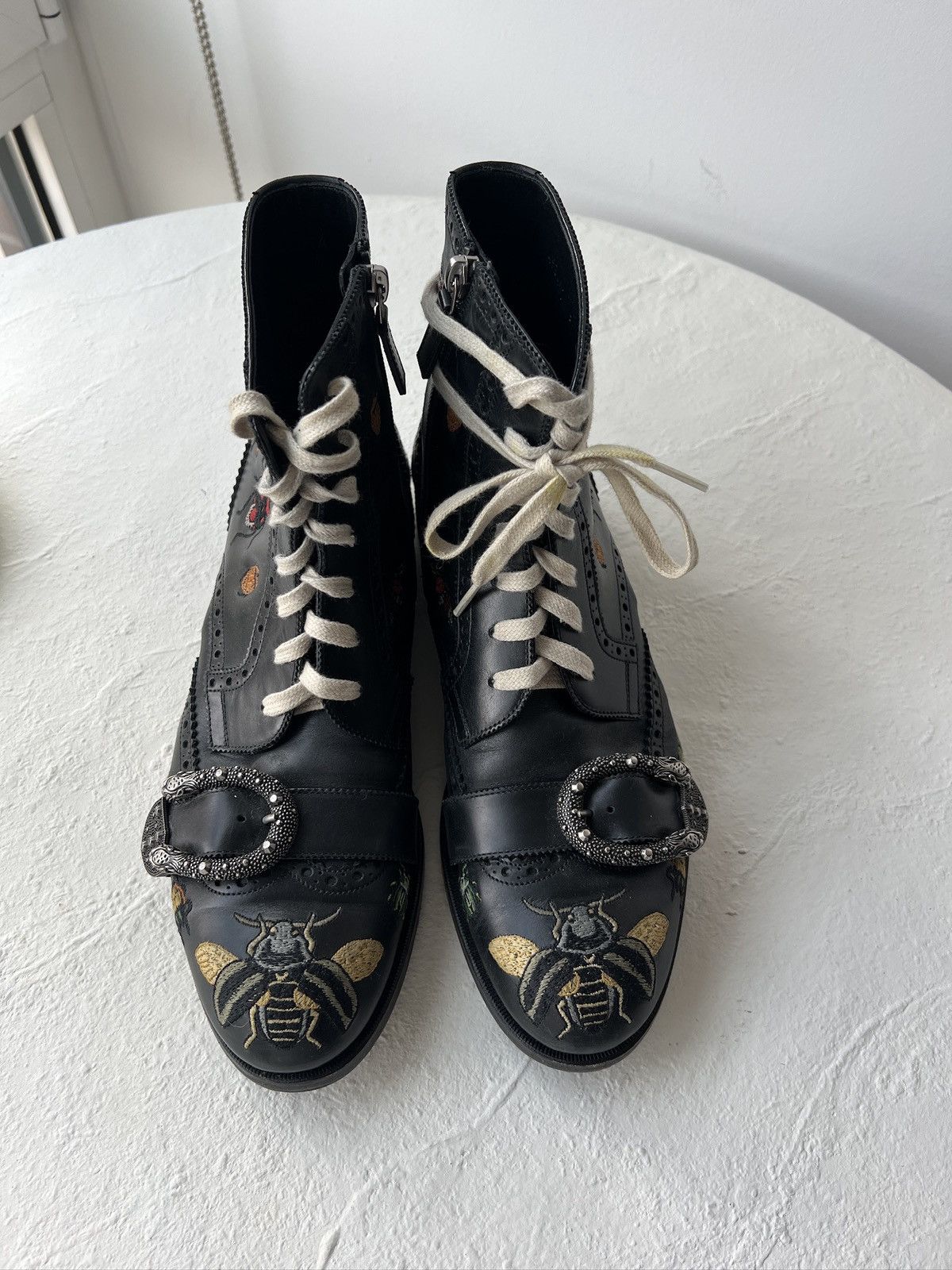 Gucci Gucci Embroidered Leather Size US 9 / EU 42 - 2 Thumbnail