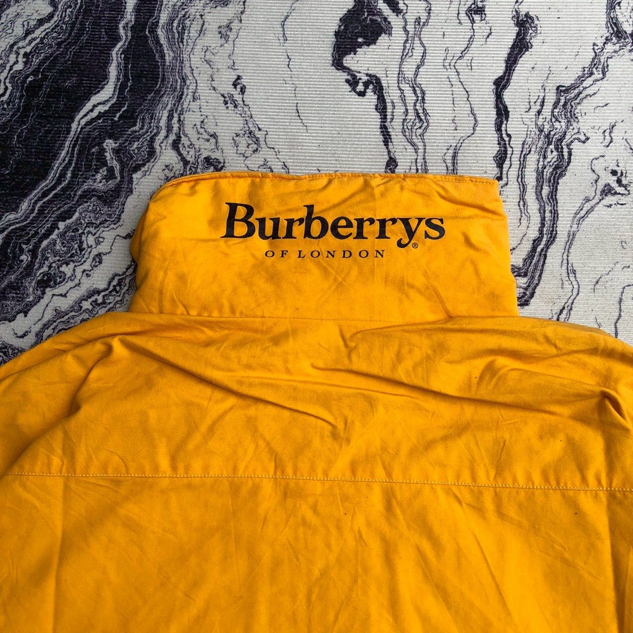Burberry RARE Vintage Burberrys Yellow Windbreaker Jackets Size US L / EU 52-54 / 3 - 7 Thumbnail