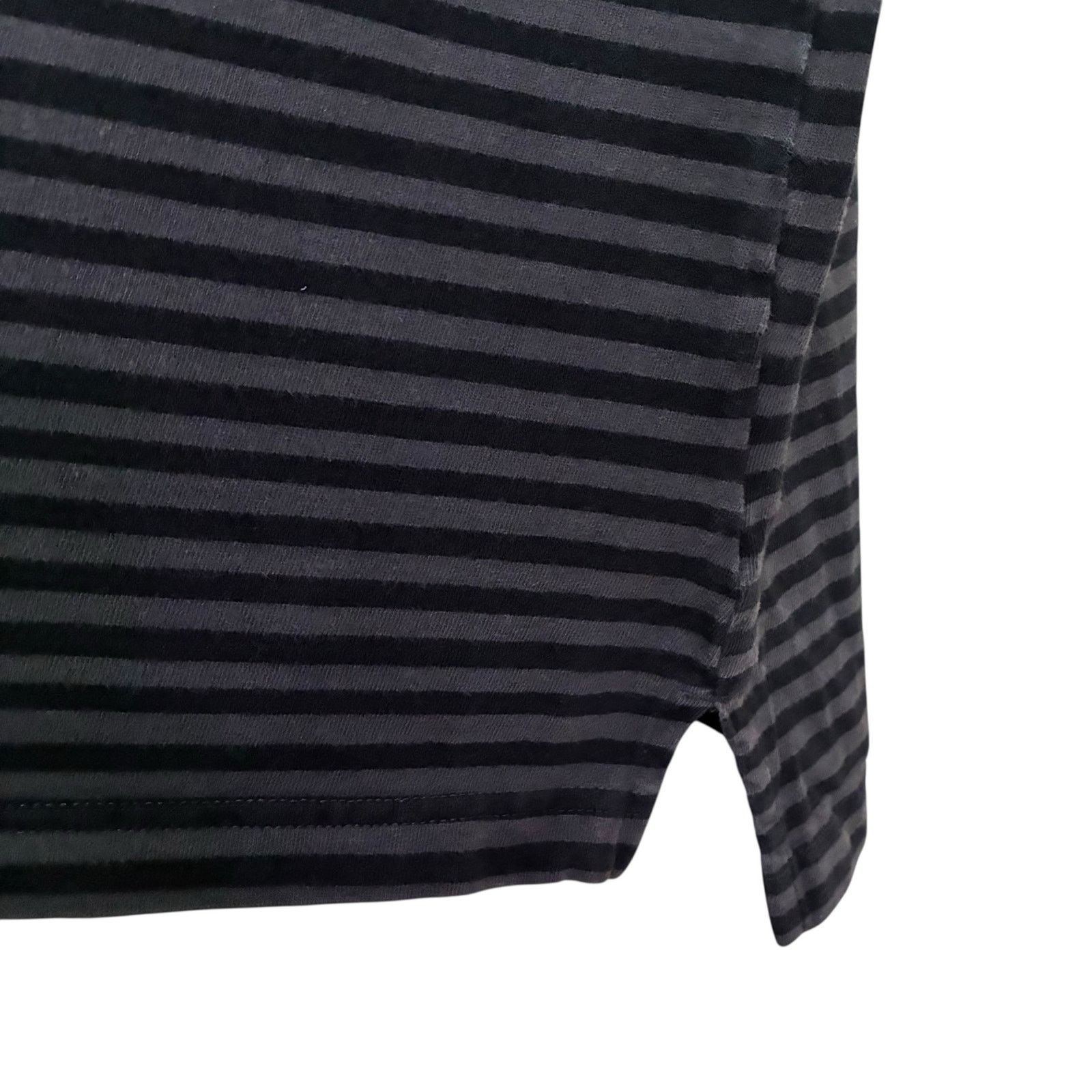 Nike Nike Horizontal Stripes Box Logo T-Shirt Mens Size XL Size US XL / EU 56 / 4 - 3 Thumbnail