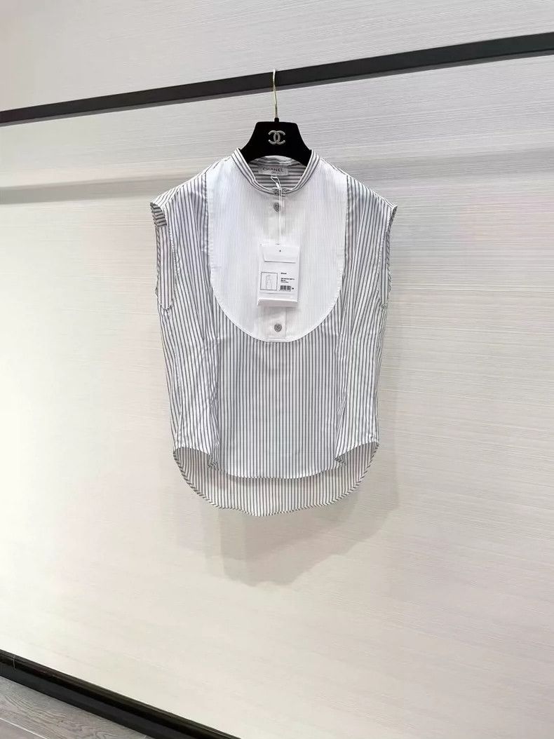 Chanel Chanel Striped diamond-button sleeveless shirt Size XXS / US 00 / IT 34 - 1 Thumbnail
