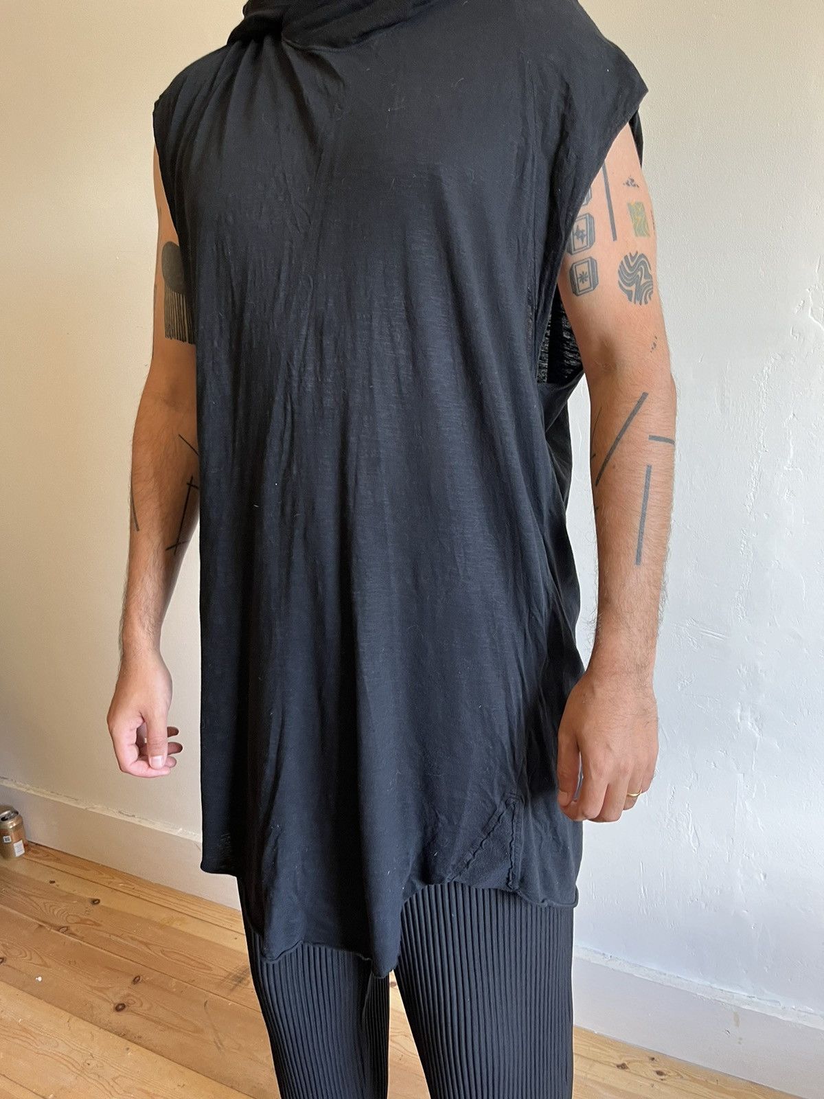 Lost & Found Ria Dunn Sleeveless hoody for layering Size US XL / EU 56 / 4 - 2 Thumbnail