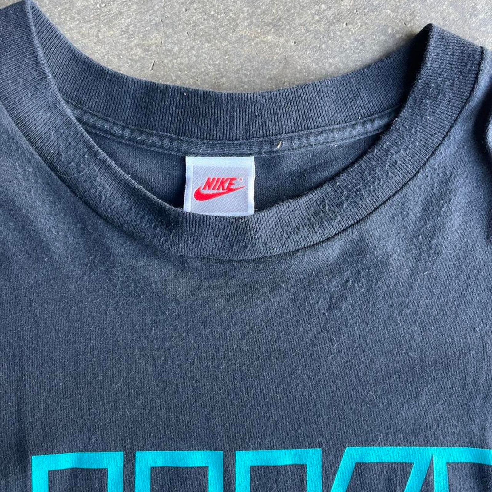 Nike 90s nike spellout tee Size US XL / EU 56 / 4 - 3 Thumbnail
