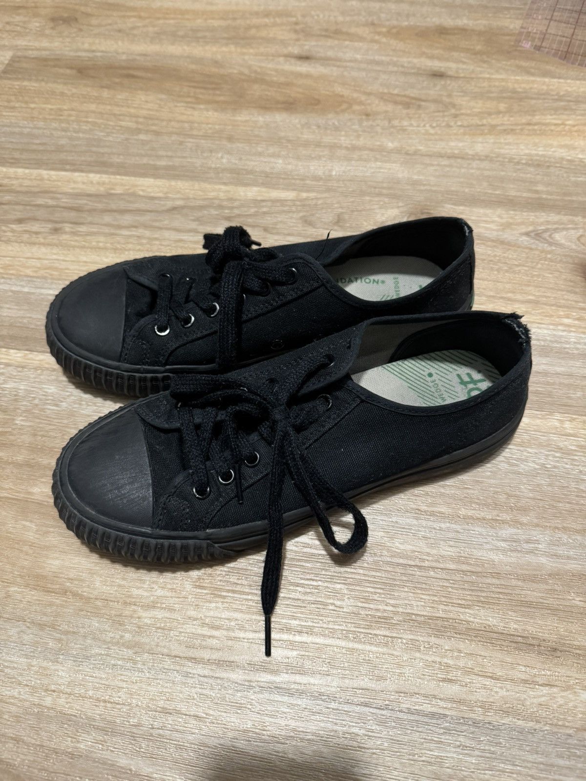 P.F. Flyers Pf flyers sneakers Size US 8 / EU 41 - 2 Thumbnail