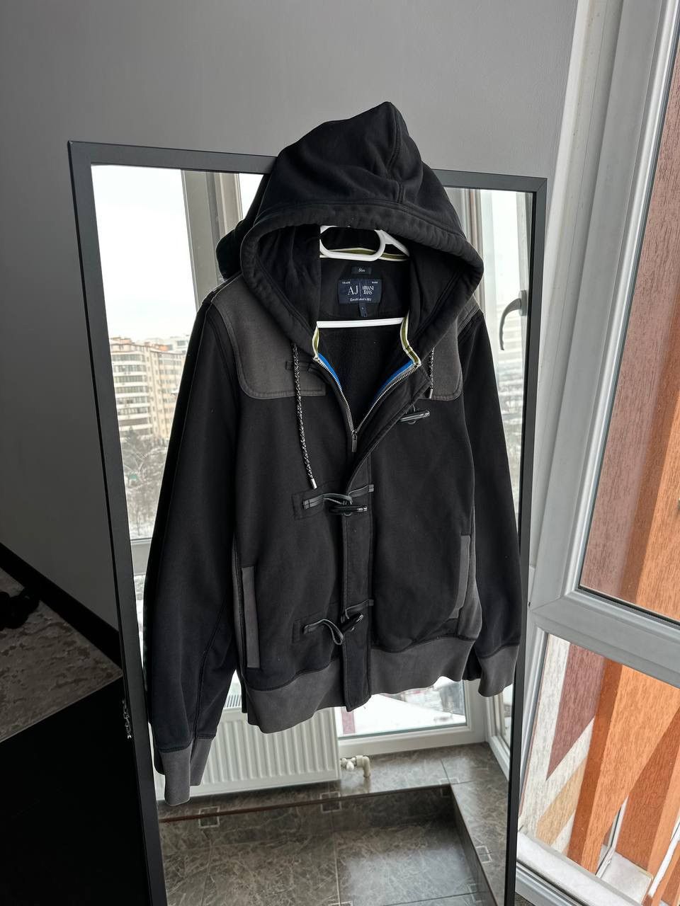Armani Armani Jeans Duffle Zip Hoodie Mens Sz M-L Size US M / EU 48-50 / 2 - 1 Thumbnail