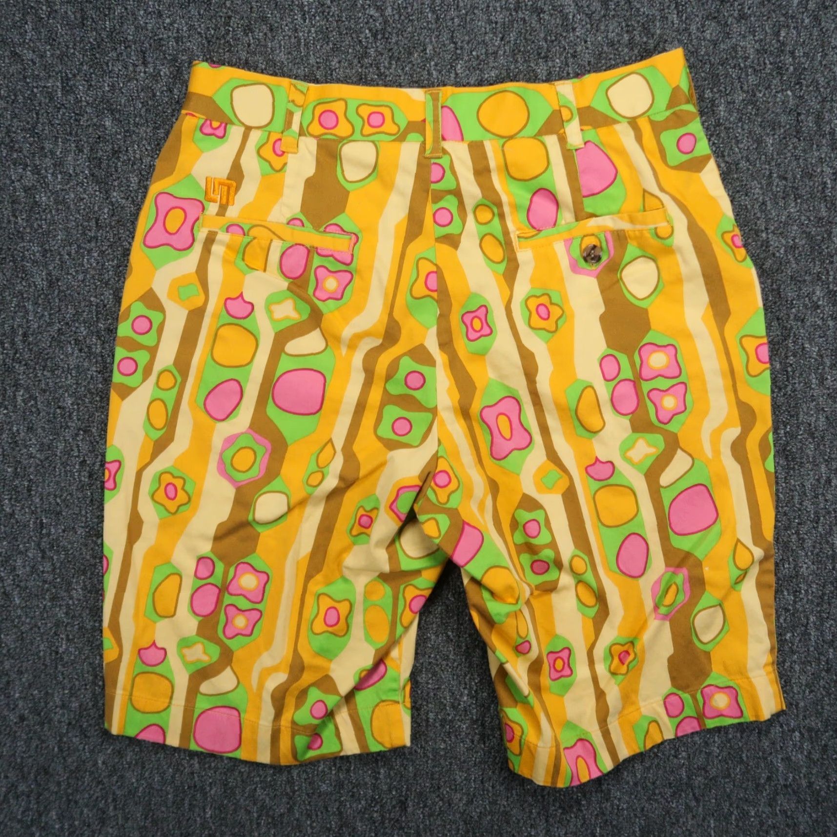 VINTAGE Loudmouth Golf Shorts Mens 32 Casual Chino Stretch Geometric 70s Print Yellow
