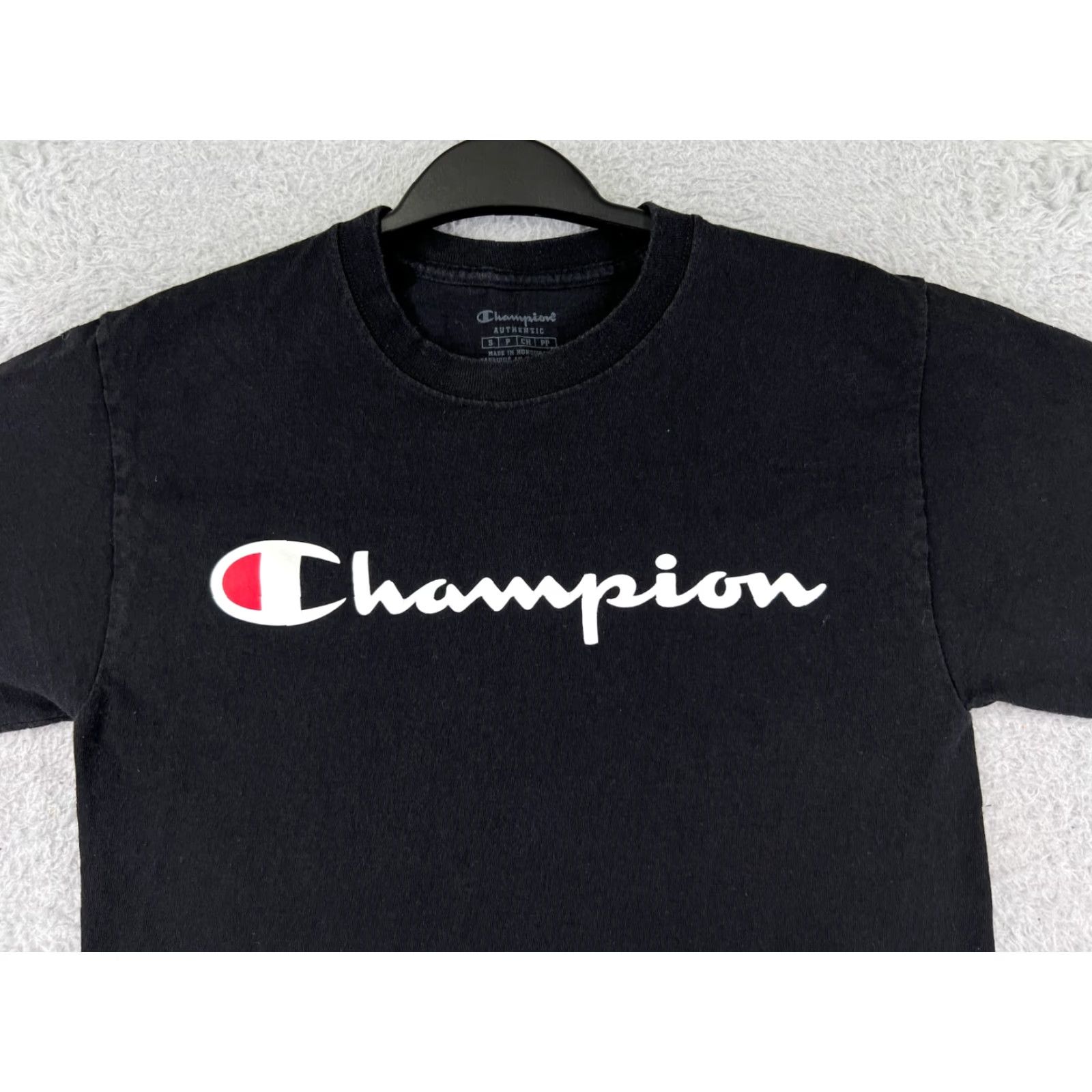 Champion Champion Shirt Womens Small Black Short Sleeve Crop Crew Neck Logo Raw Hem Size S / US 4 / IT 40 - 5 Thumbnail