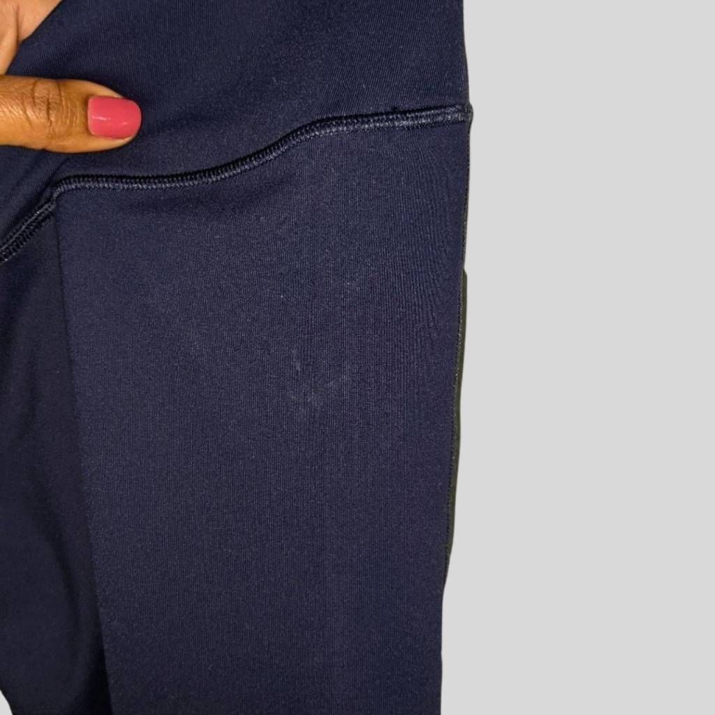 Victoria's Secret Victoria's Secret Sport Knockout Capri Activewear Pants M Bl Size 28" / US 6 / IT 42 - 4 Thumbnail
