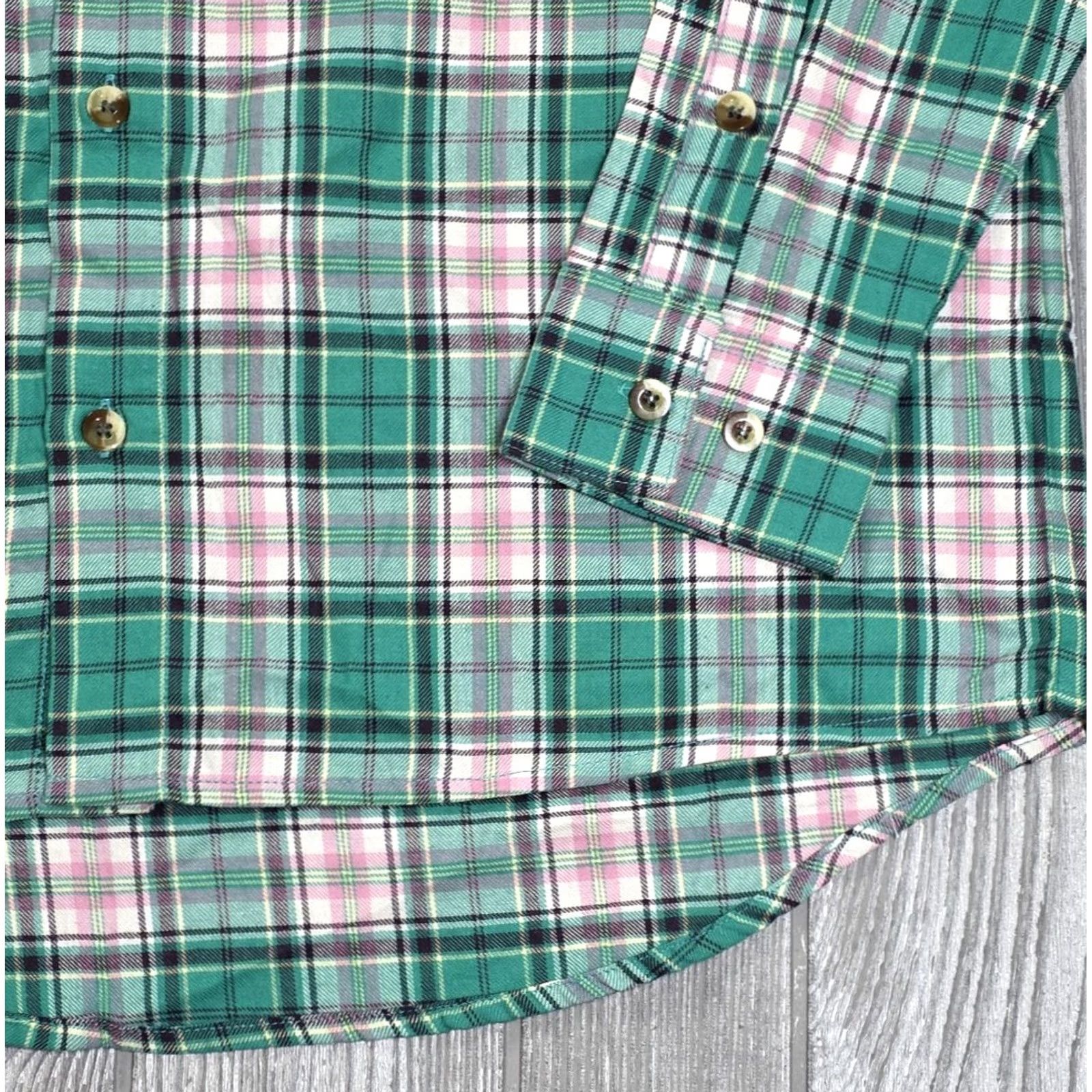 Disney Disney Princess The Frog New Orleans Button-Up Shirt Womens Small Shirt Winnie? Size S / US 4 / IT 40 - 5 Thumbnail