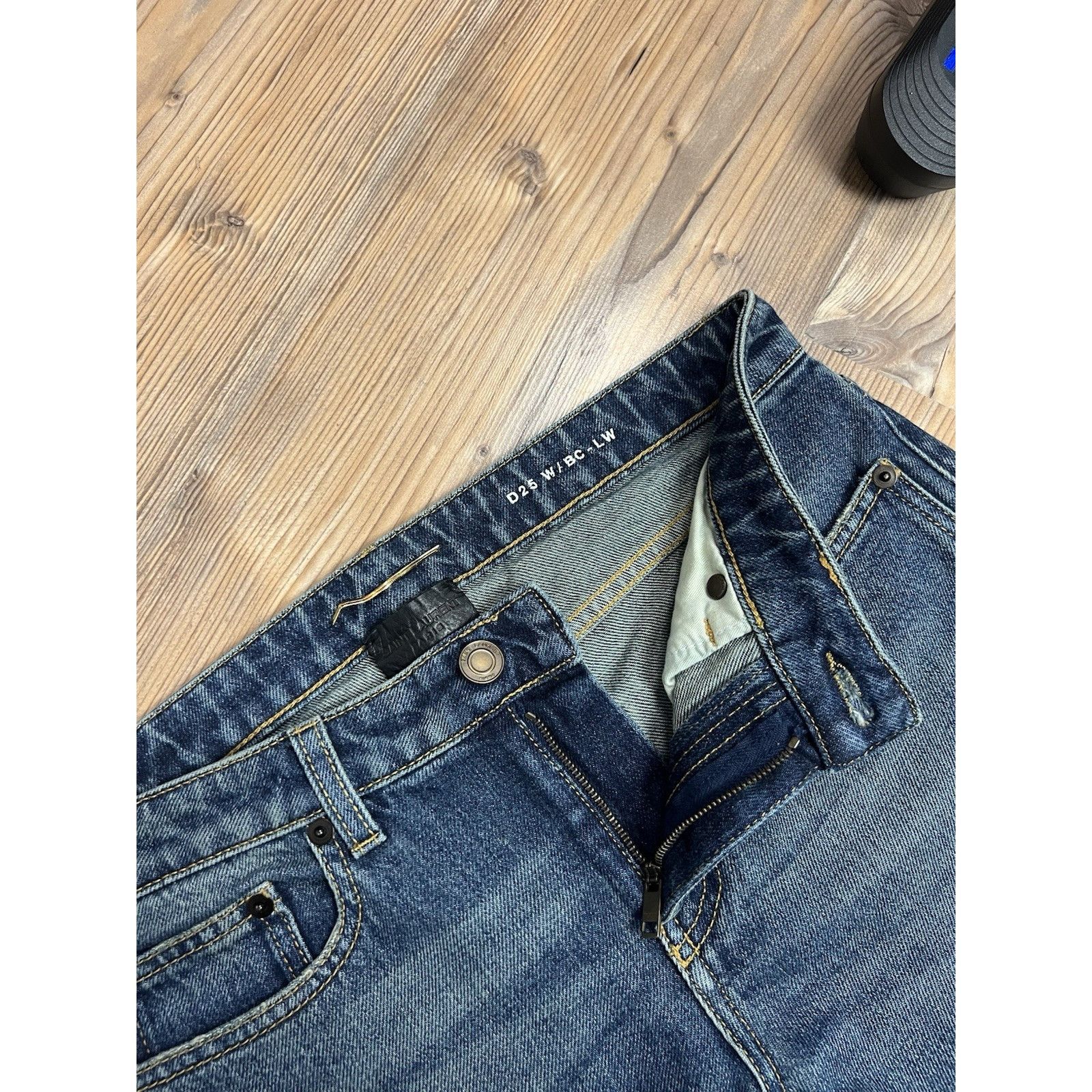 Saint Laurent Paris Saint Laurent Women`s Blue Distressed Denim Bootcut Cropped Size 24" / US 00 / IT 34 - 13 Thumbnail