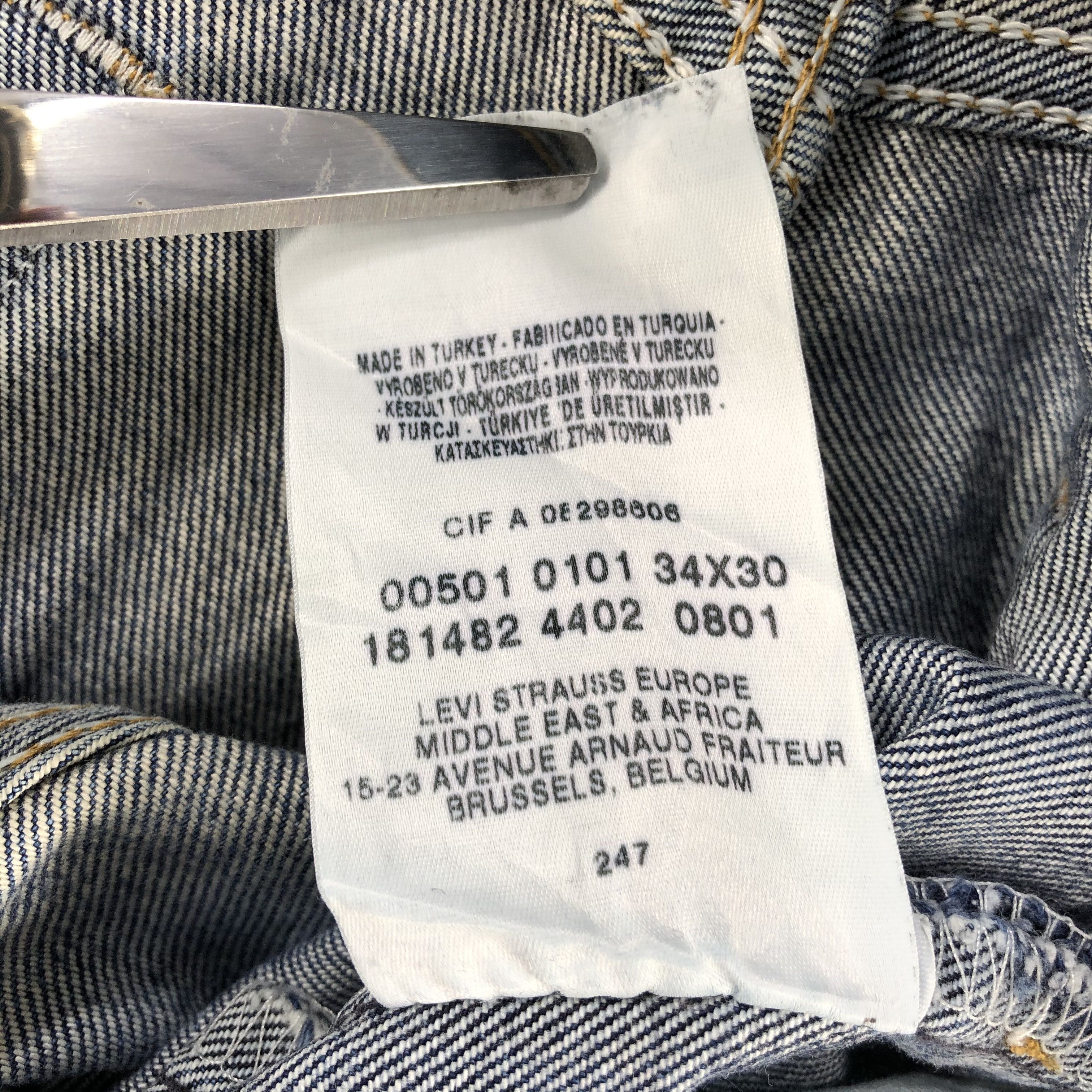 Levi's × Vintage Vintage 90s Blue Wash Levis 501 Jeans-JM2594 Size US 33 - 15 Thumbnail