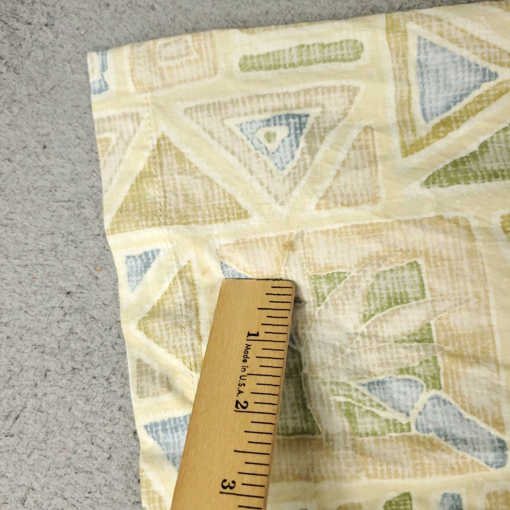 Vintage VINTAGE Bamboo Cay Shirt Mens Size Medium Yellow Geometric Beach Button Up Short Sleeve - 90s Hawaiian Casual Mens Size US M / EU 48-50 / 2 - 3 Thumbnail