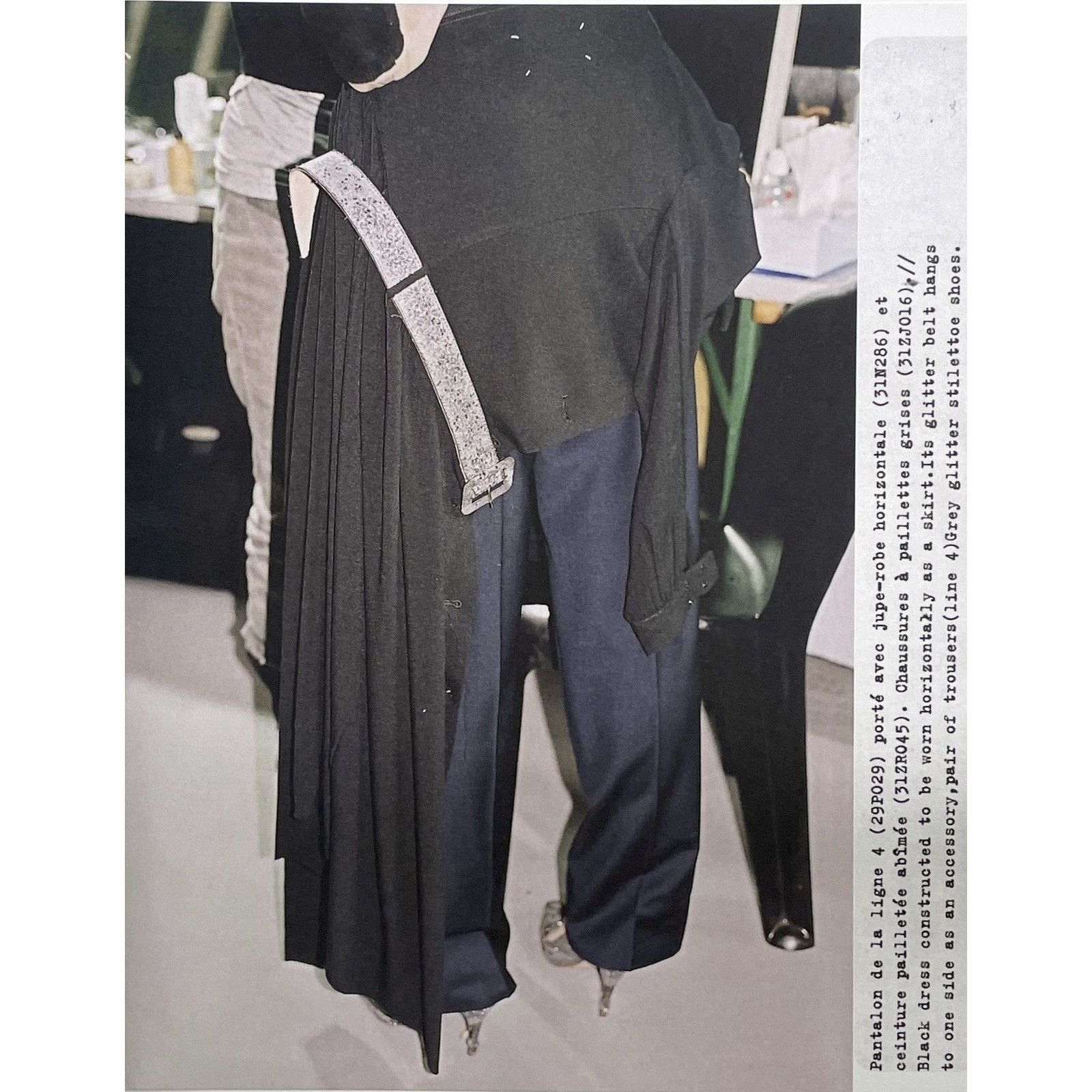 Japanese Brand × Maison Margiela × Vintage Maison Martin Margiela rare archive photo 9x12 framed poster Size ONE SIZE - 2 Thumbnail