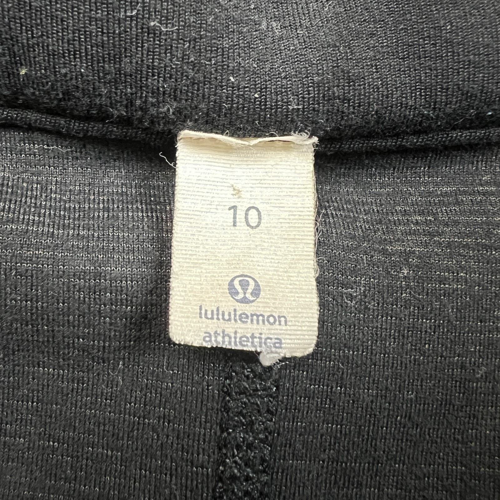 Lululemon Lululemon Define Jacket sz 10 Black Full Zip Track Suit Top Size L / US 10 / IT 46 - 7 Thumbnail